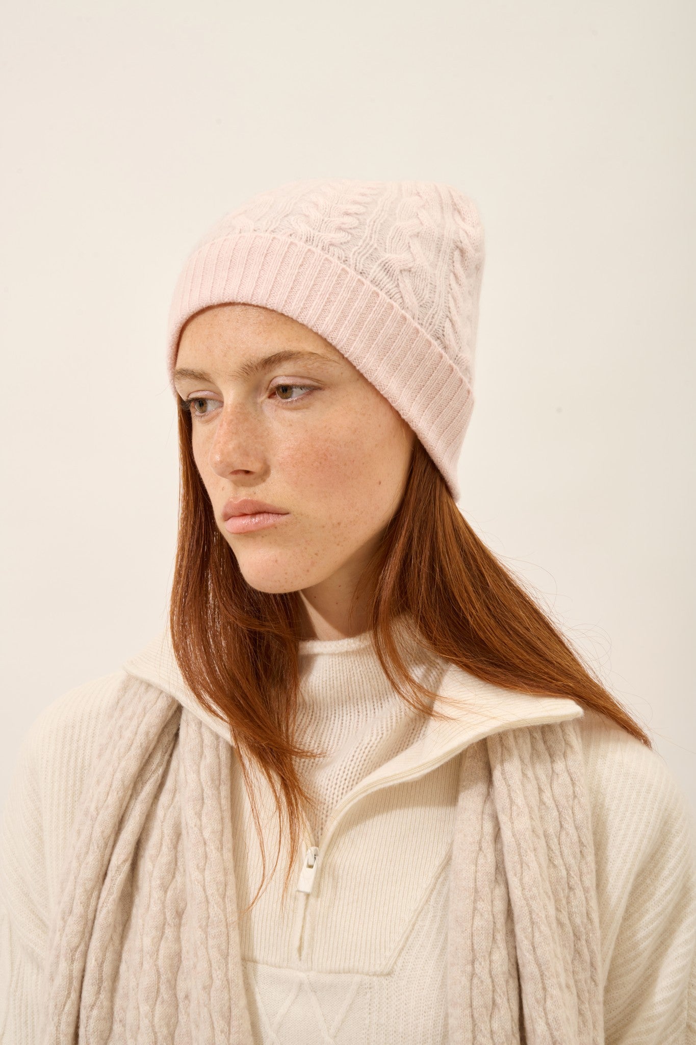 cleo bonnet 4 fils poudre 100% cachemire