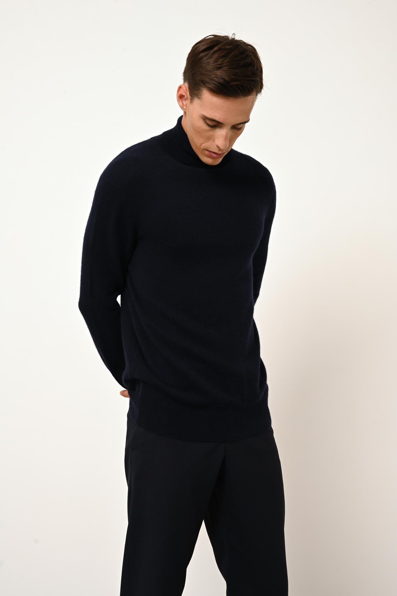 CONNOR pull col roulé navy