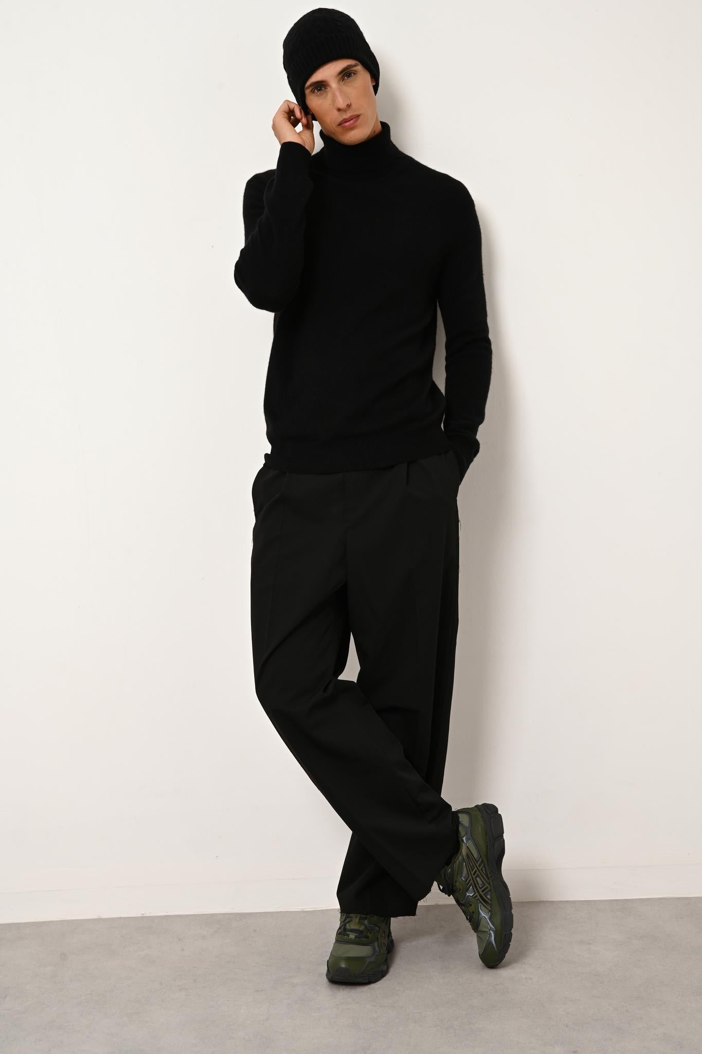 CONNOR black turtleneck sweater