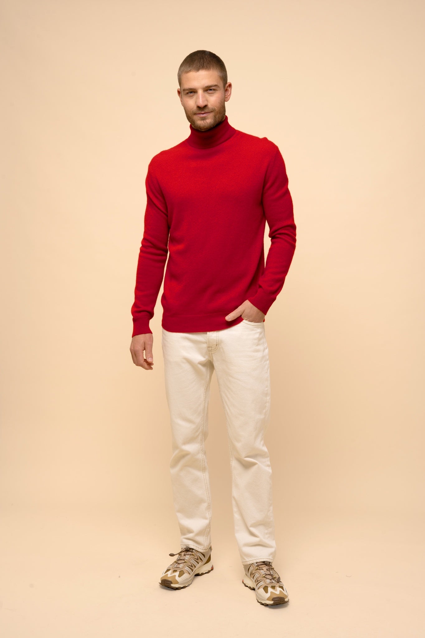 CONNOR pull col roulé rouge