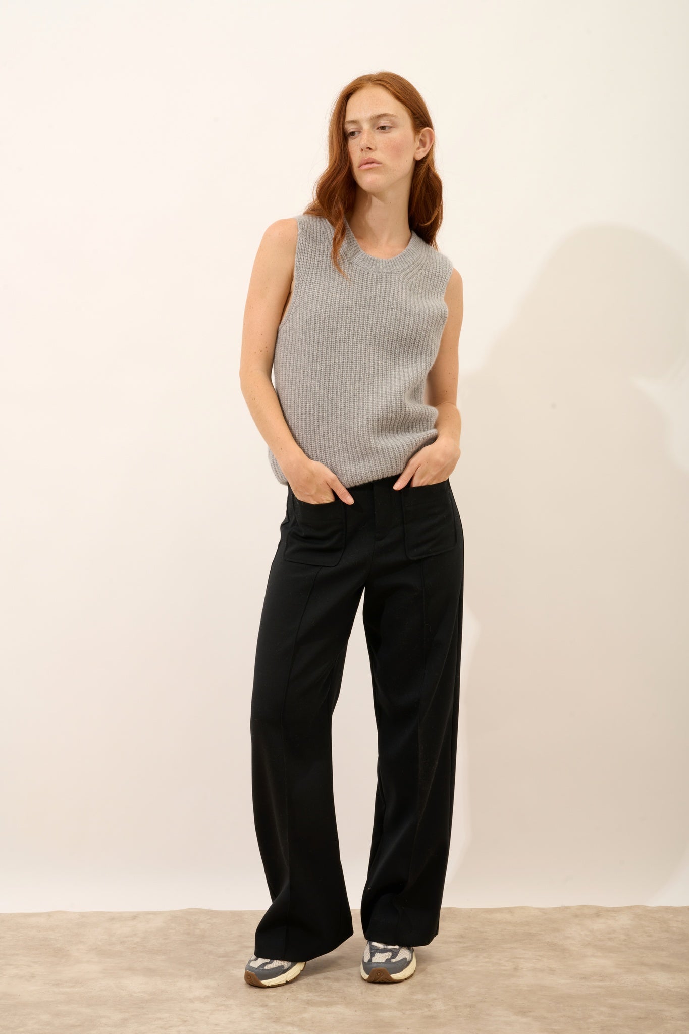 DAMPA round neck tank top in heathered mouse gray