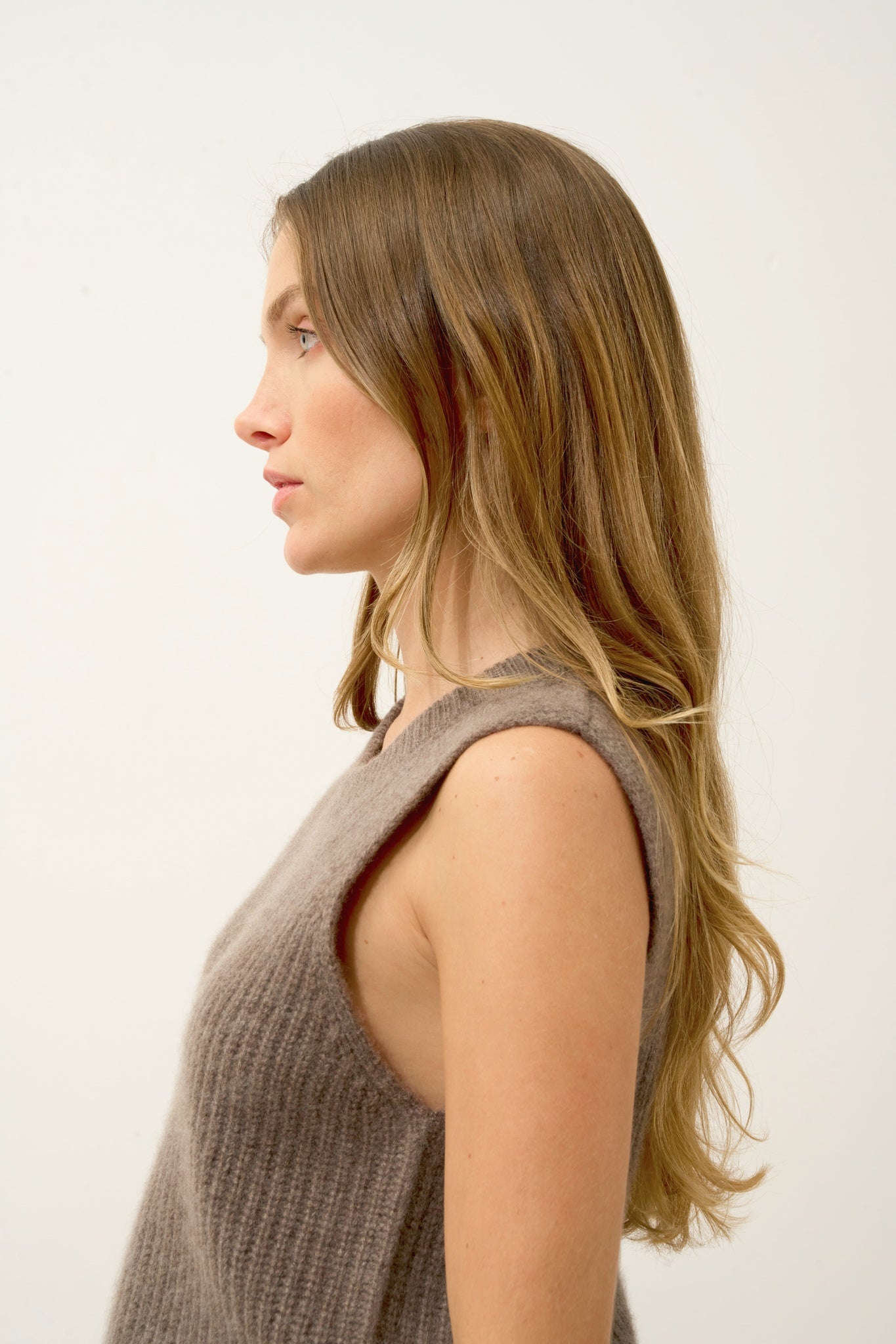 DAMPA round-neck tank top in mottled taupe