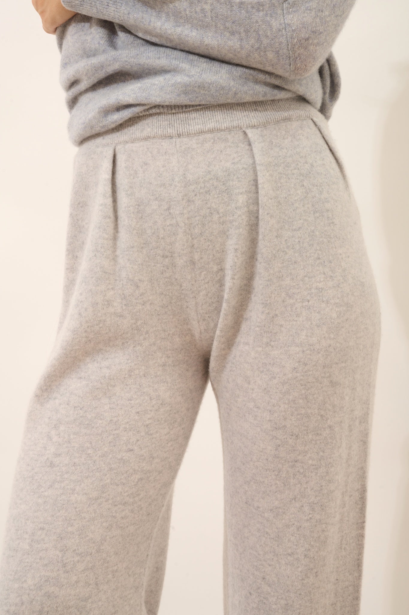 DAPHNE pantalon large gris clair chiné