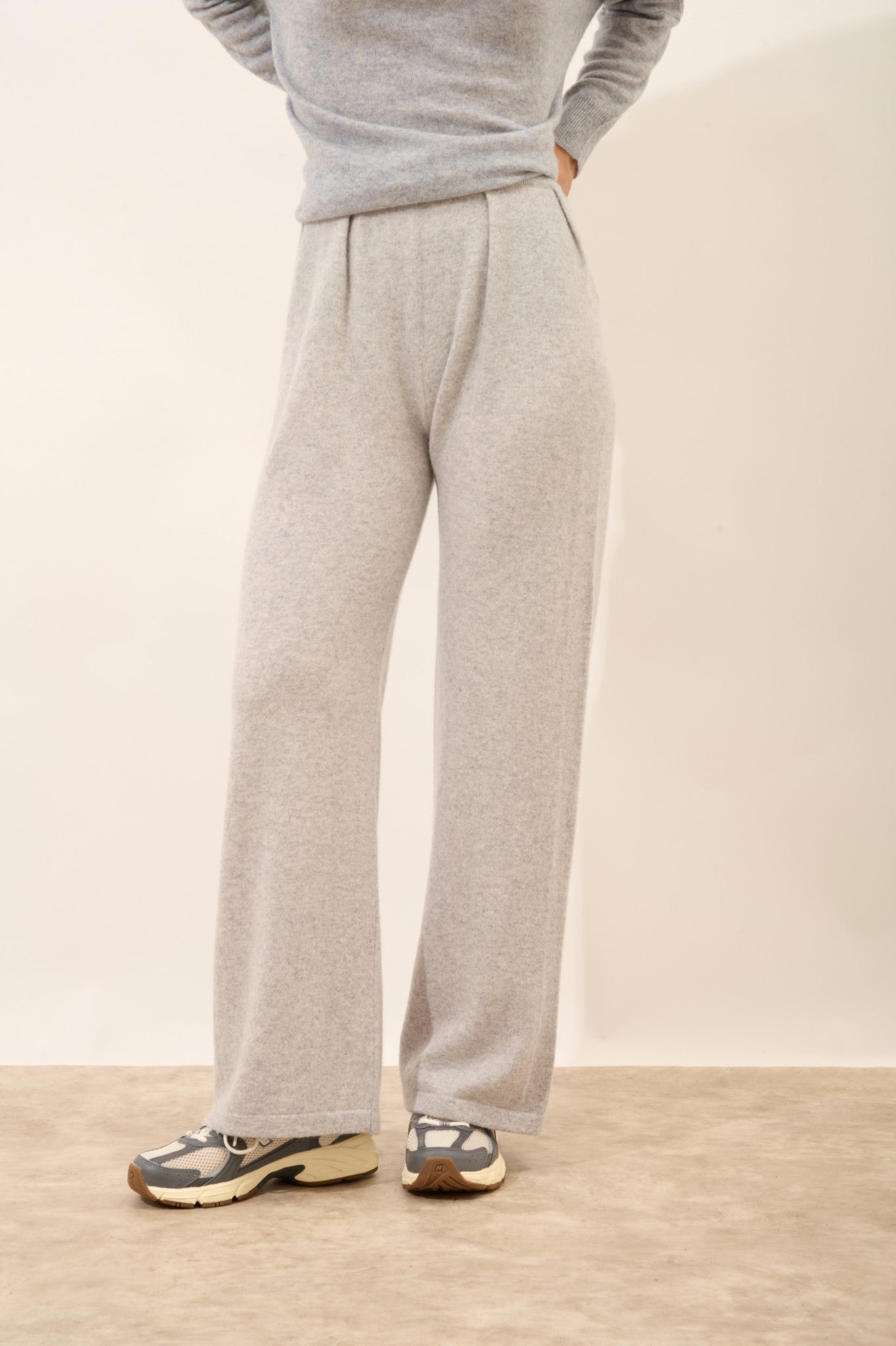 daphne pantalon large gris clair chiné 100% cachemire