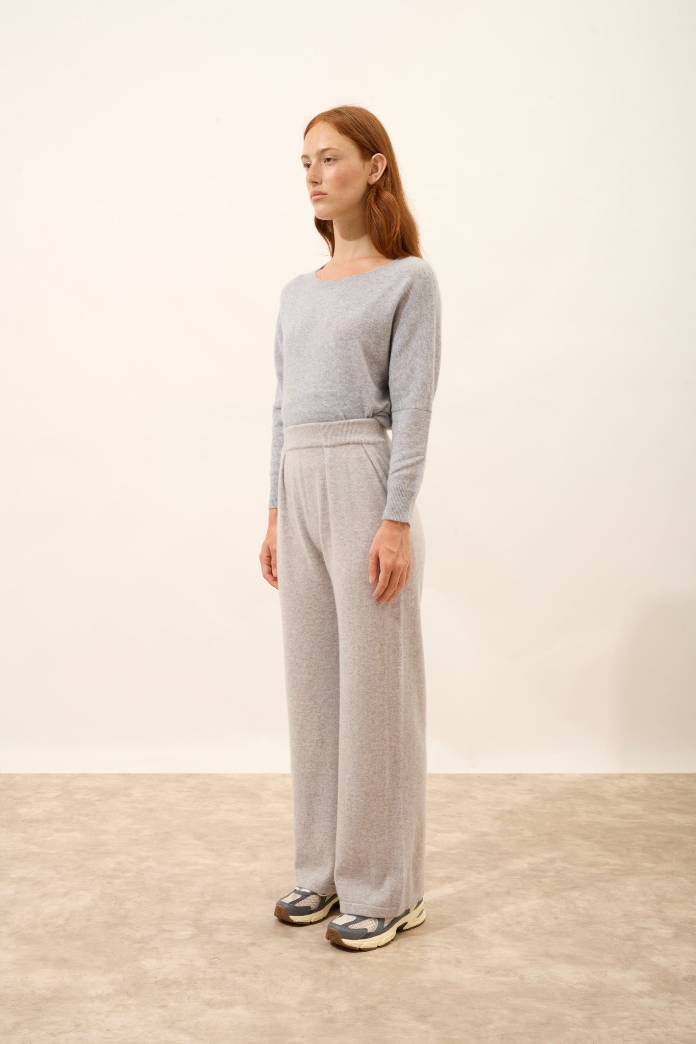 DAPHNE wide-leg pants in light gray heather