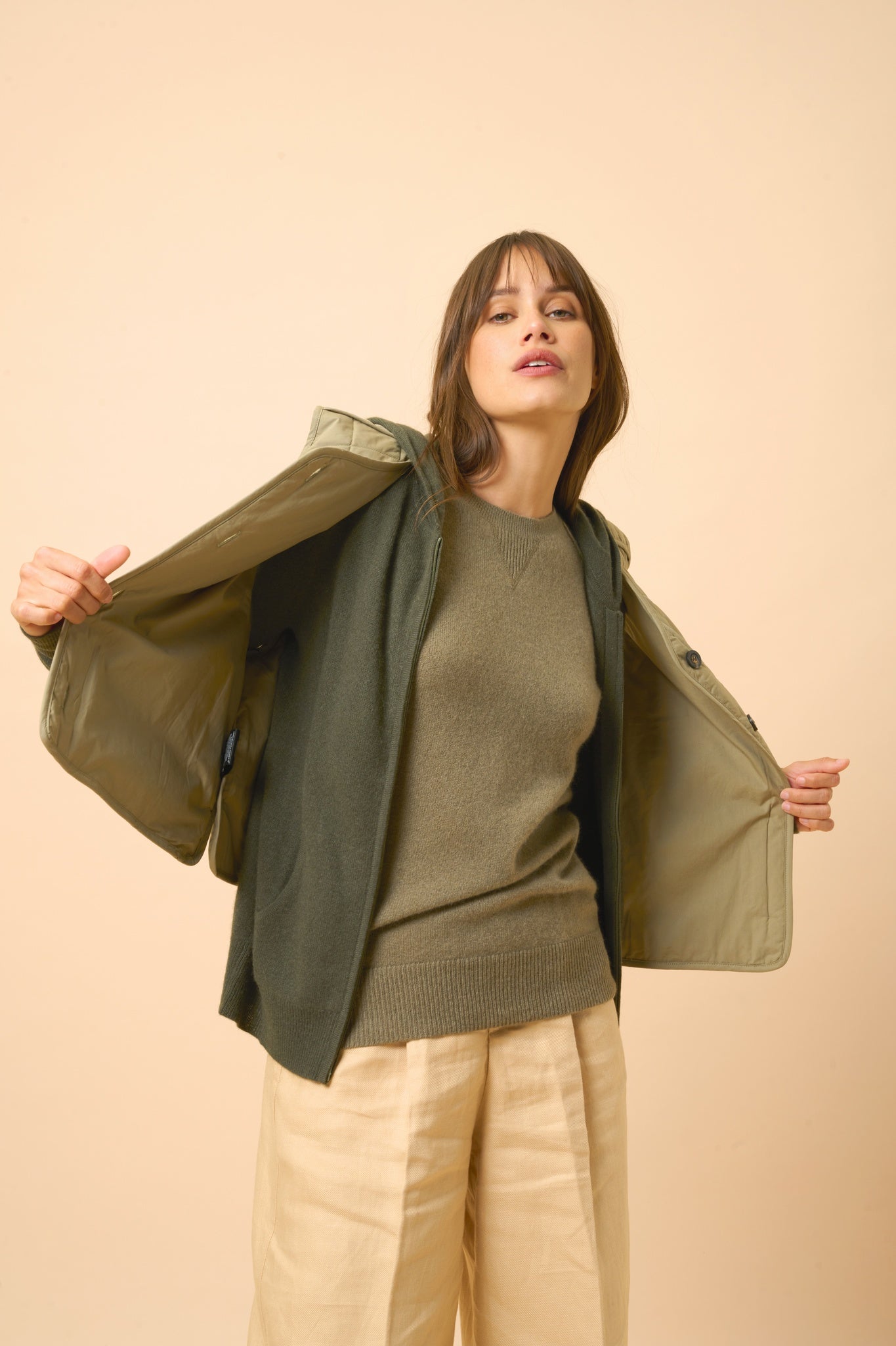 DEBBIE gilet col zippé capuche kaki