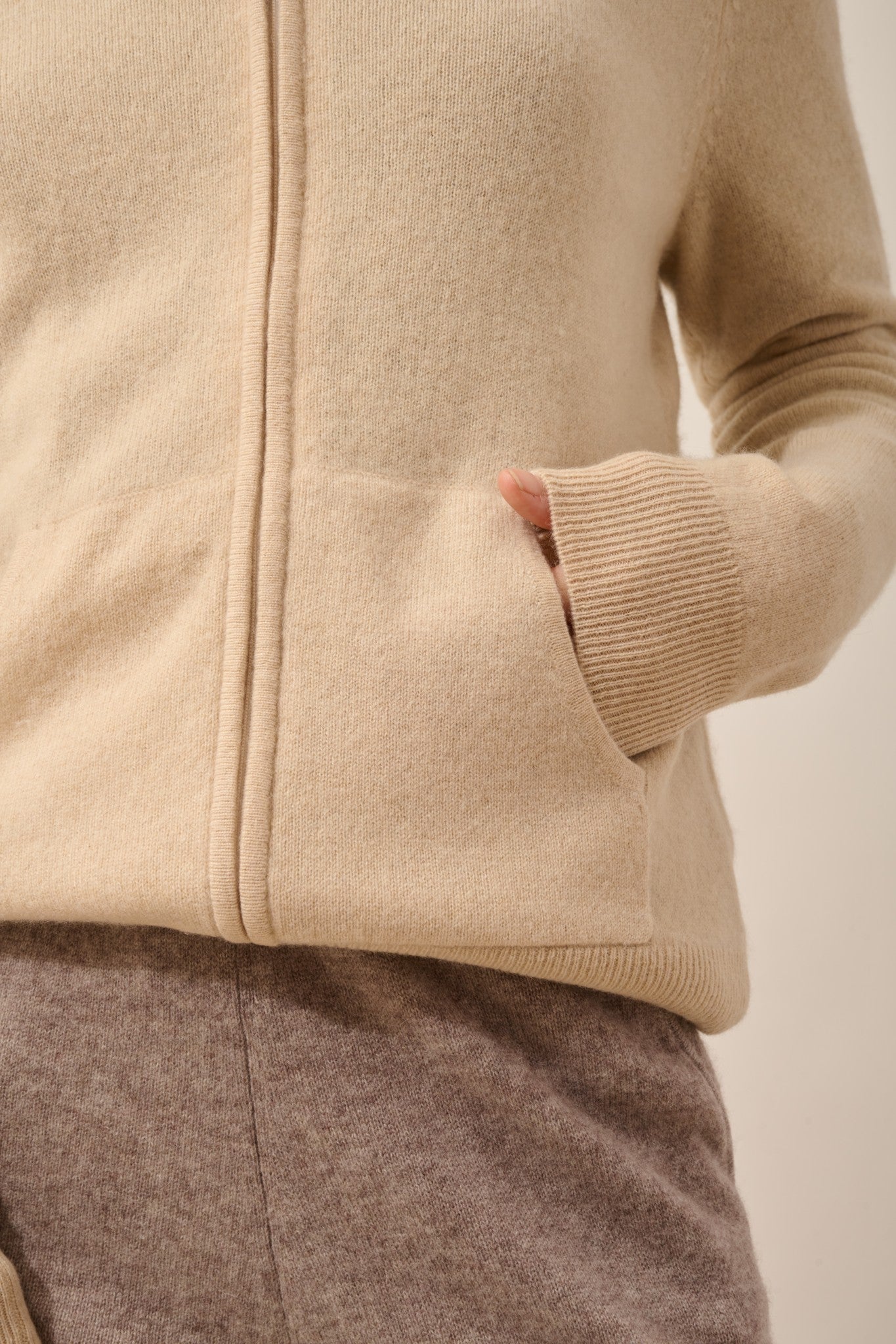 debbie gilet col zippé capuche sable