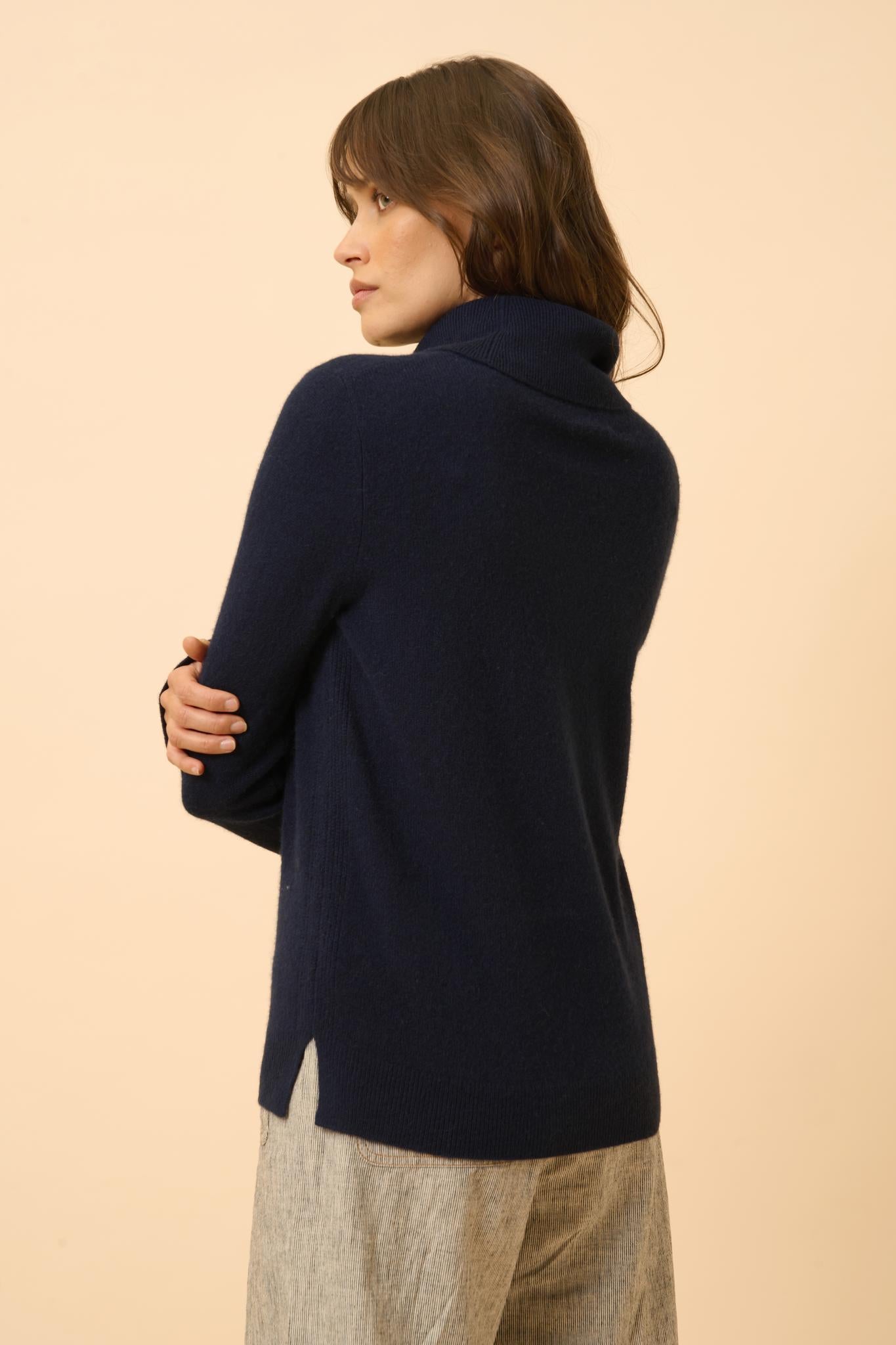 DONATELLA pull col roulé navy