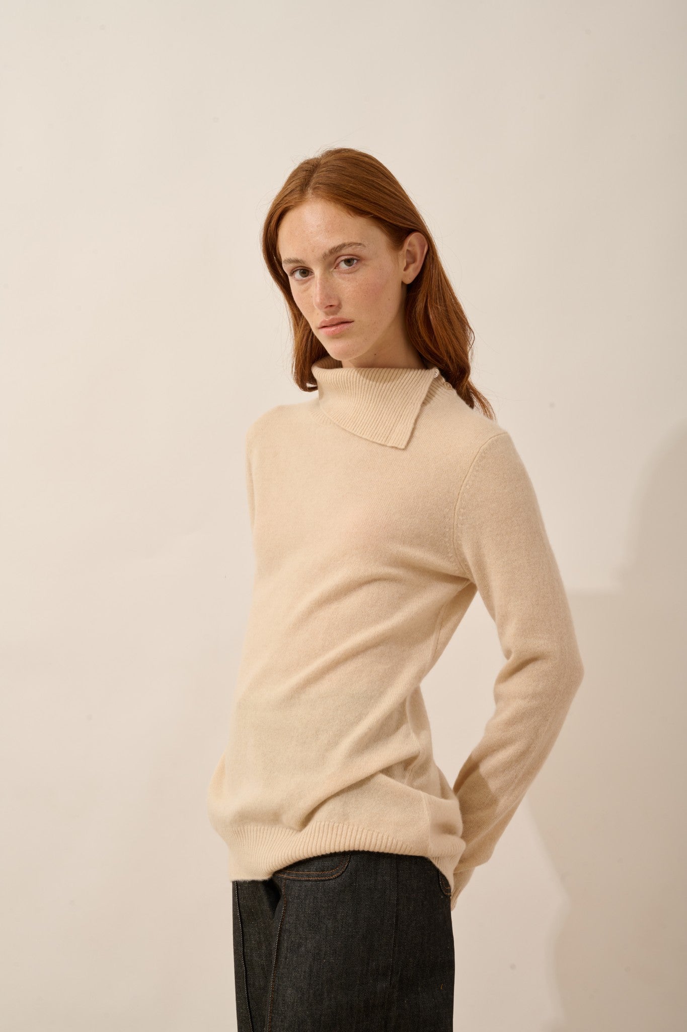 dundee pull col roulé sable