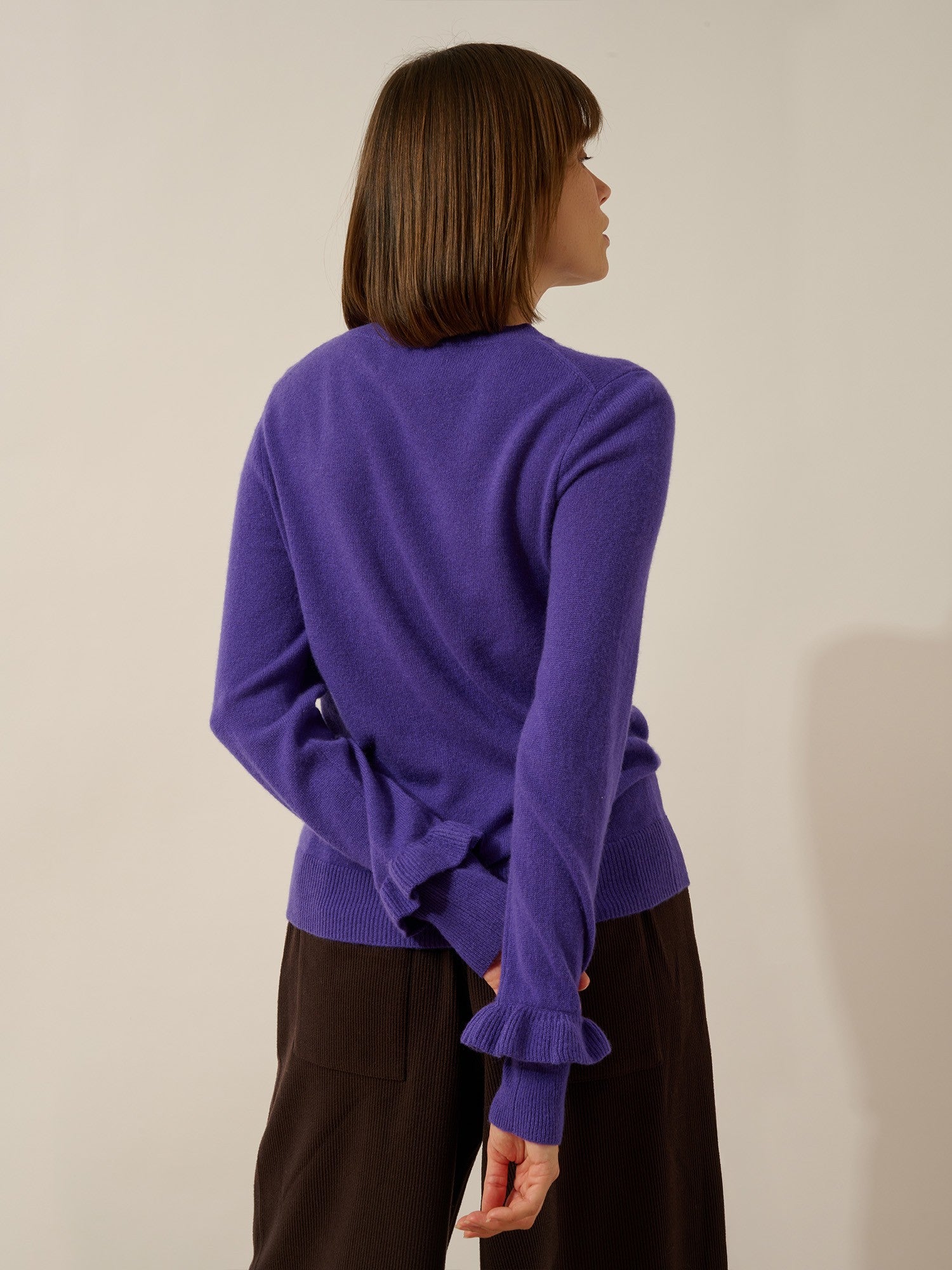 elarea pull col rond volants poignets améthyste
