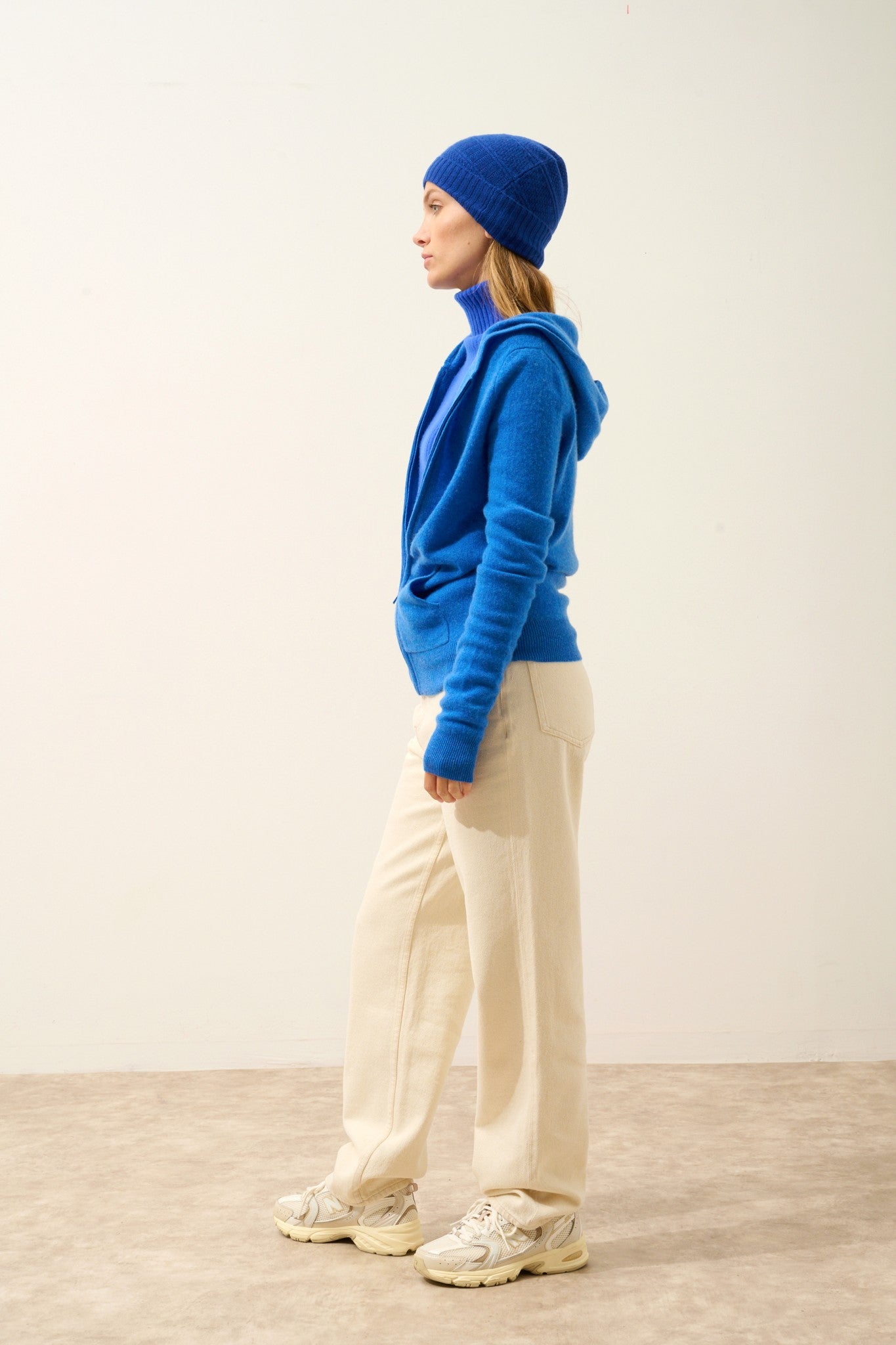 ember bonnet 4 fils outremer 100% cachemire