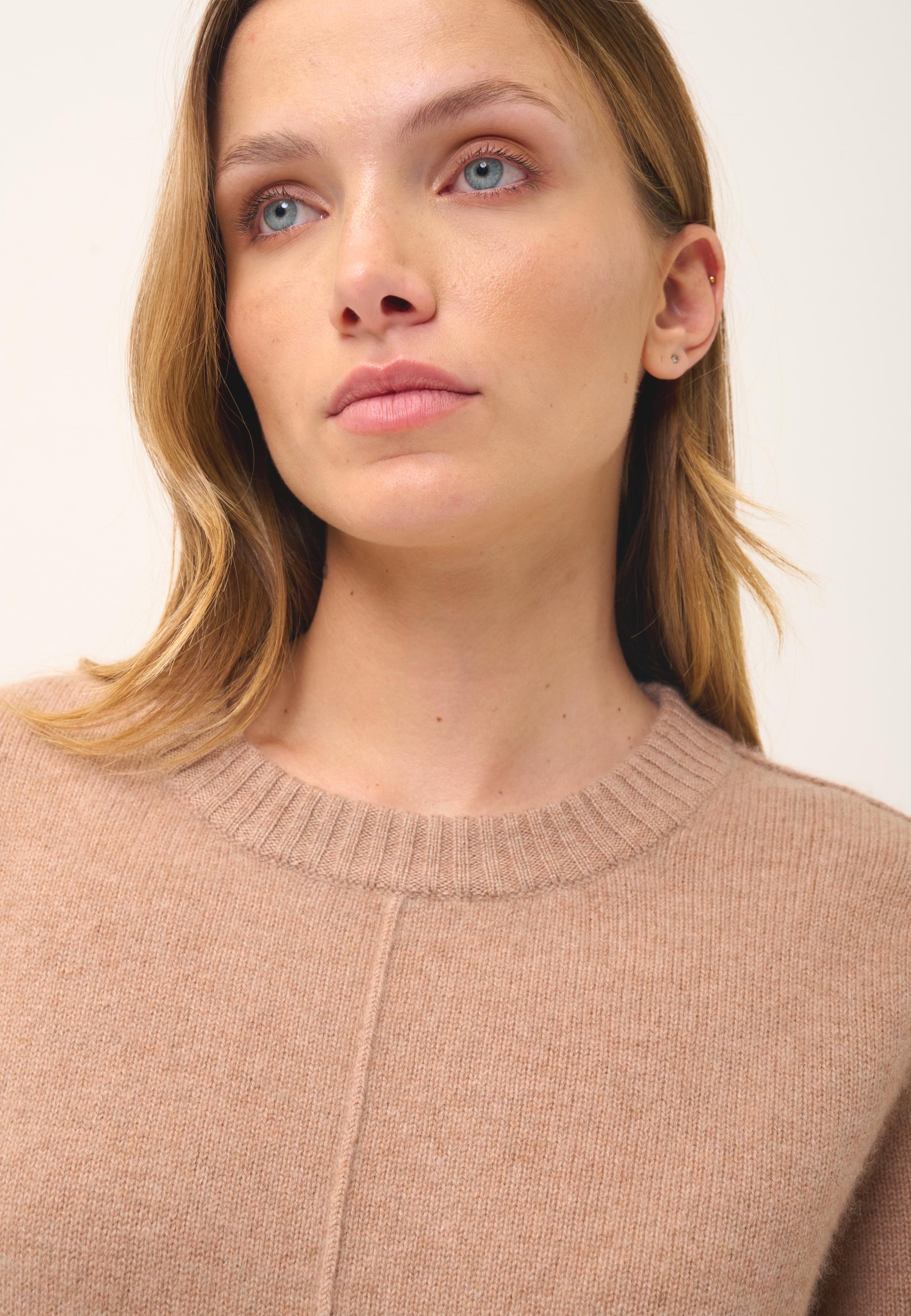 EMMA round-neck sweater camel mottled