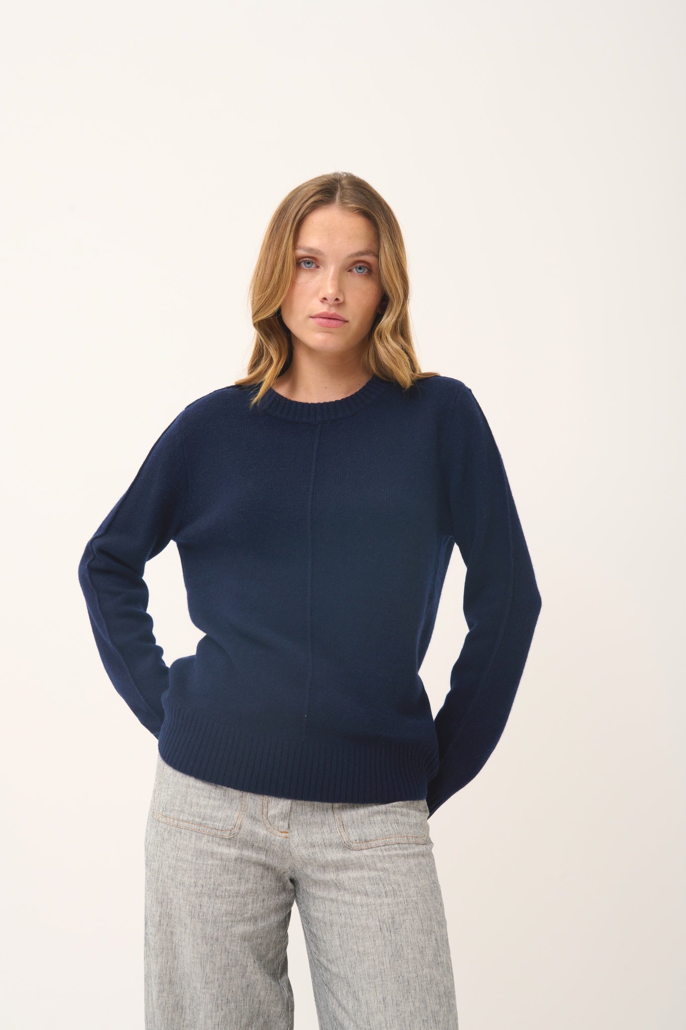 EMMA pull col rond navy