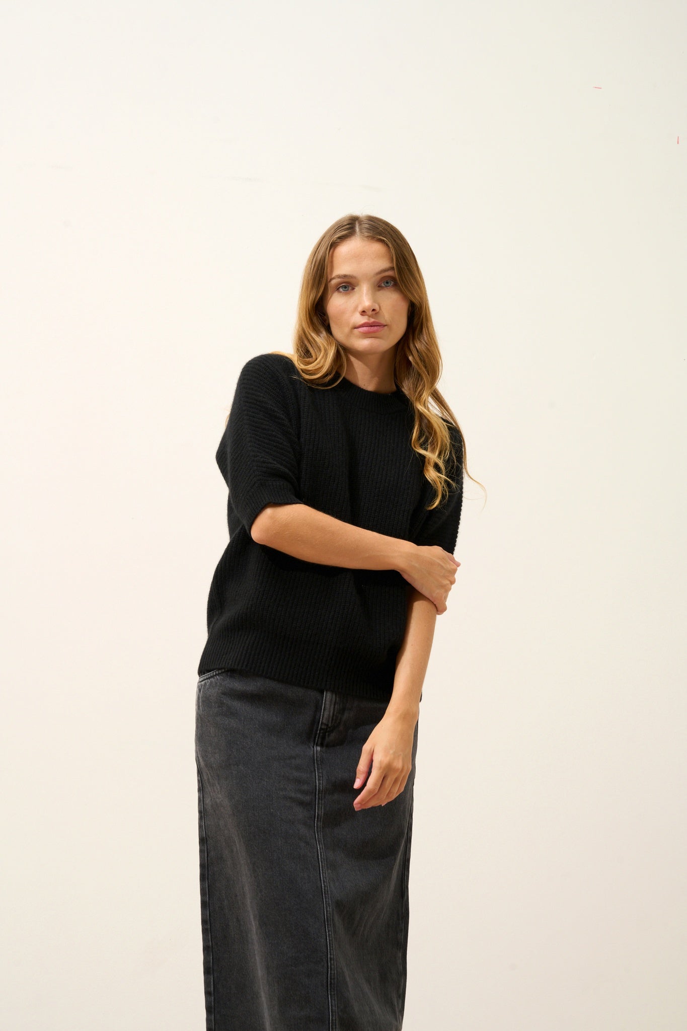 ÉRINA t-shirt col bateau chauve souris 4 fils noir