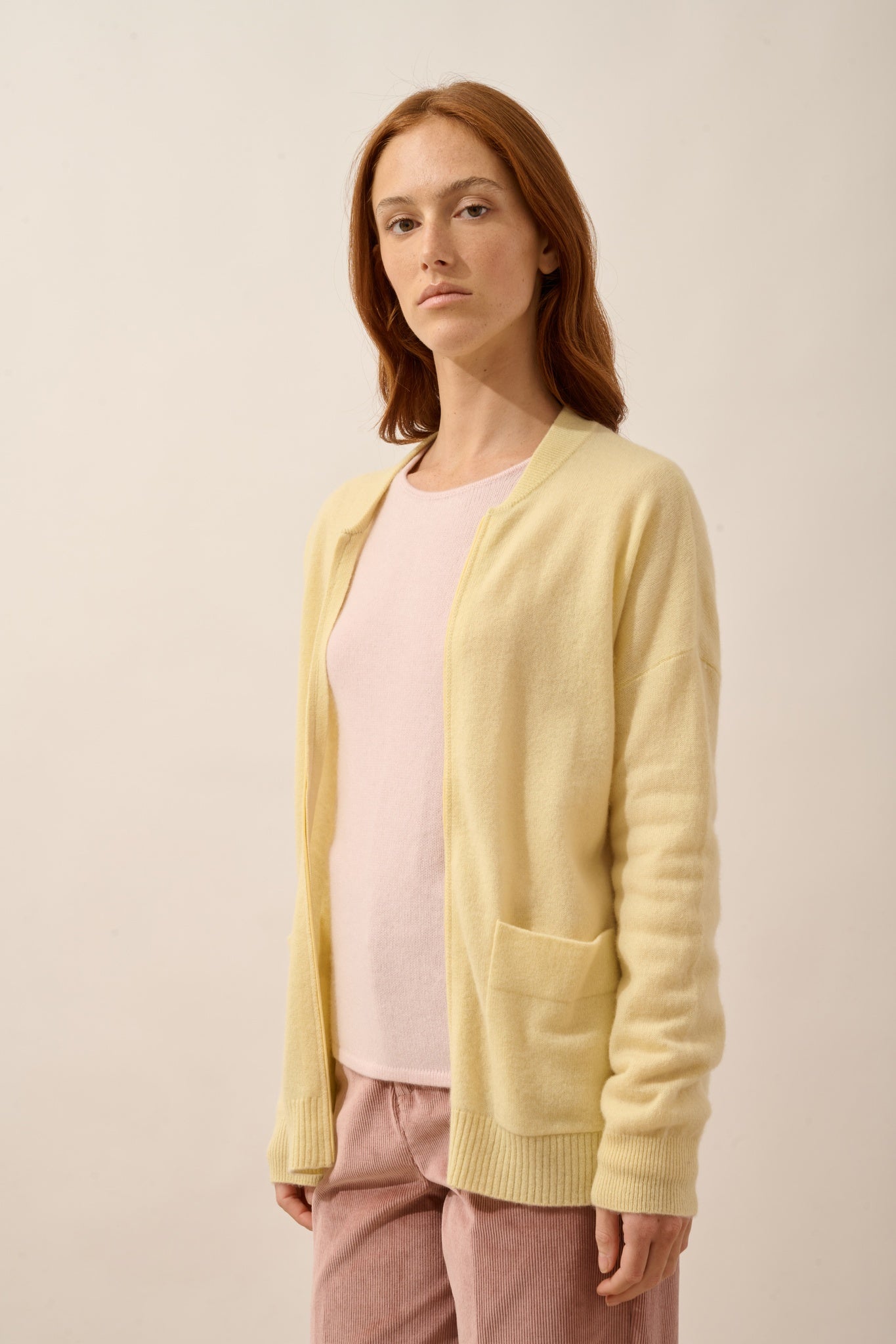 ERVIE gilet zippé col mao limonade