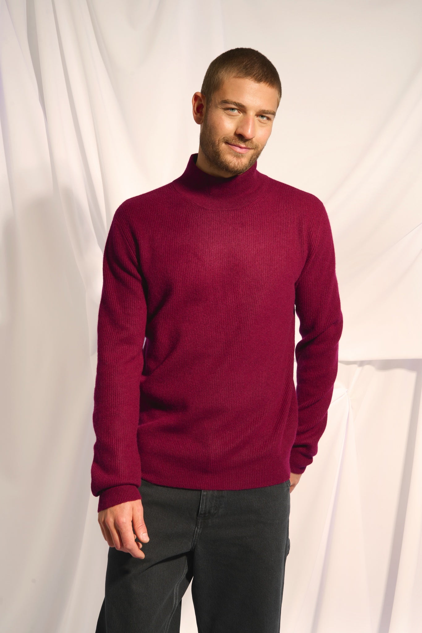 EVA pull col montant bordeaux