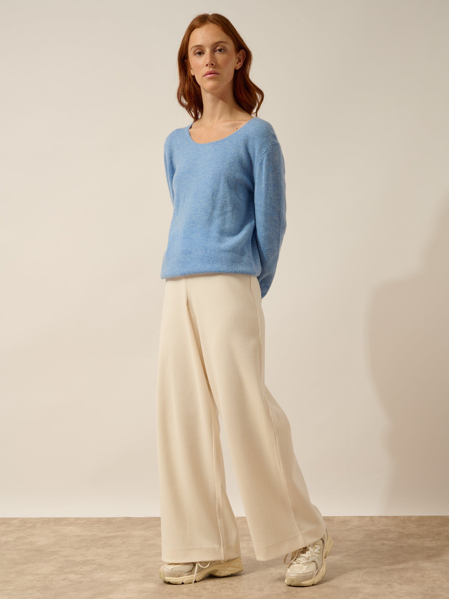 FIONA boat-neck sweater sky
