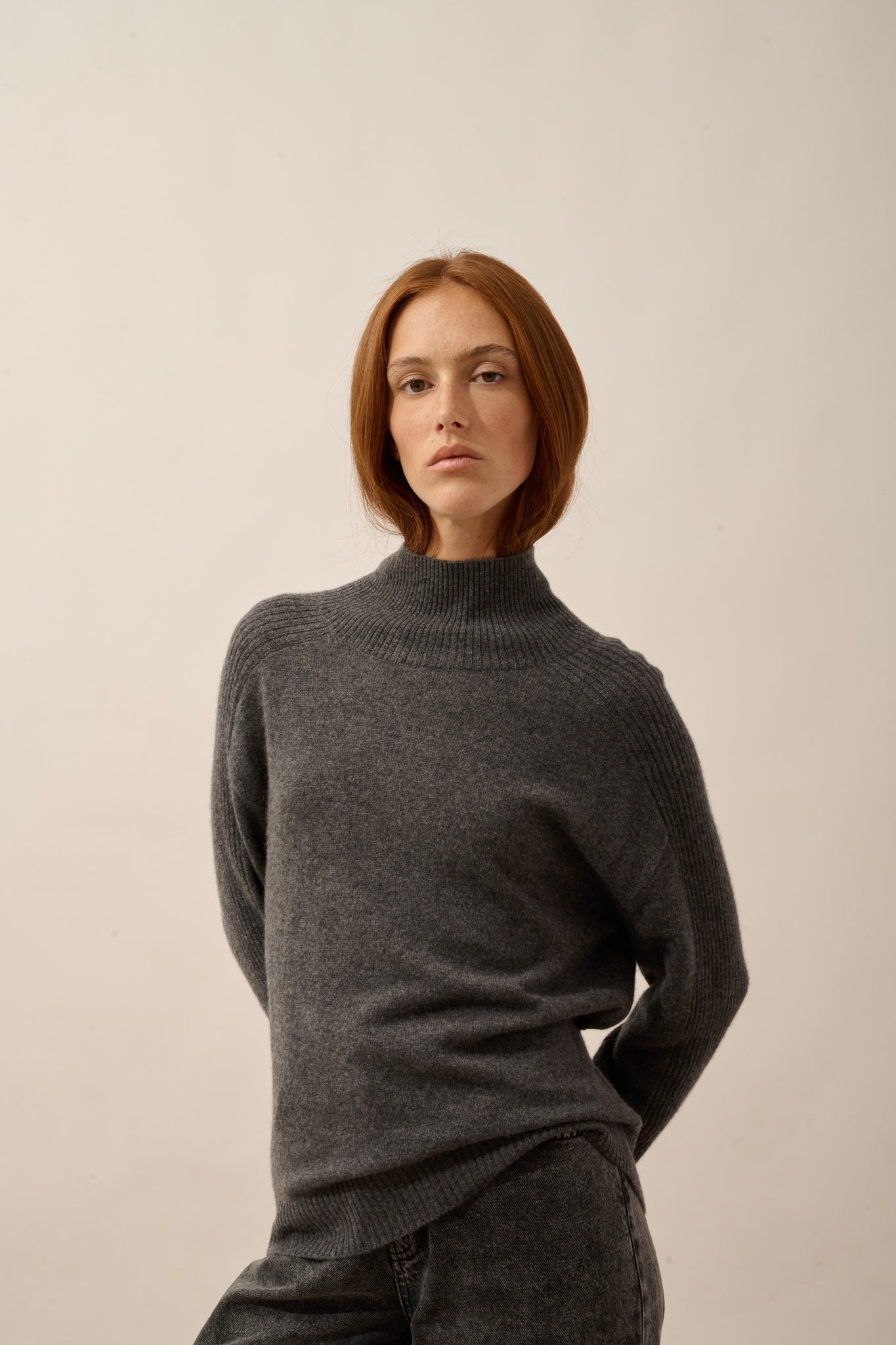FIORINA anthracite heathered turtleneck sweater