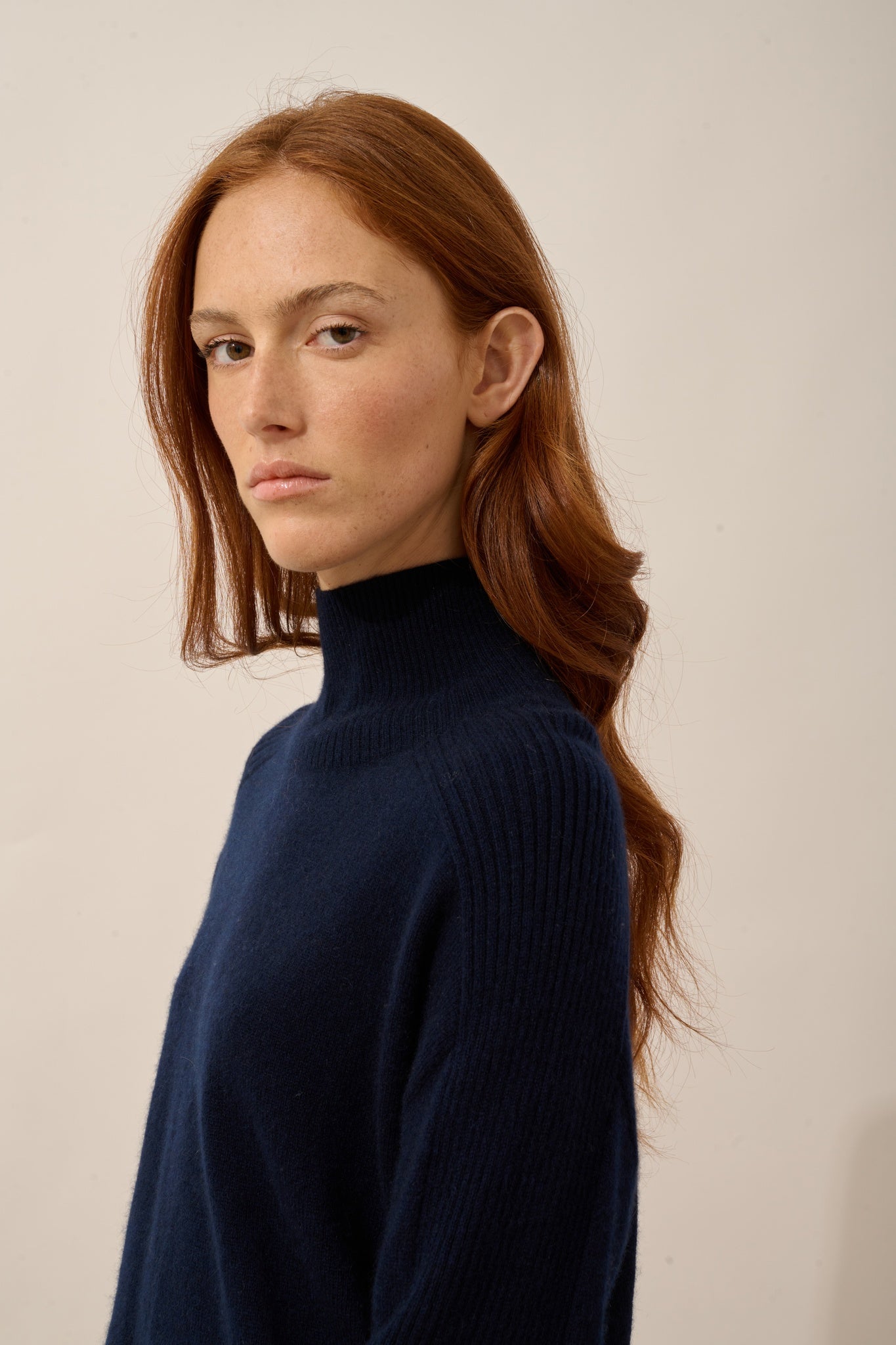 FIORINA pull col roulé navy