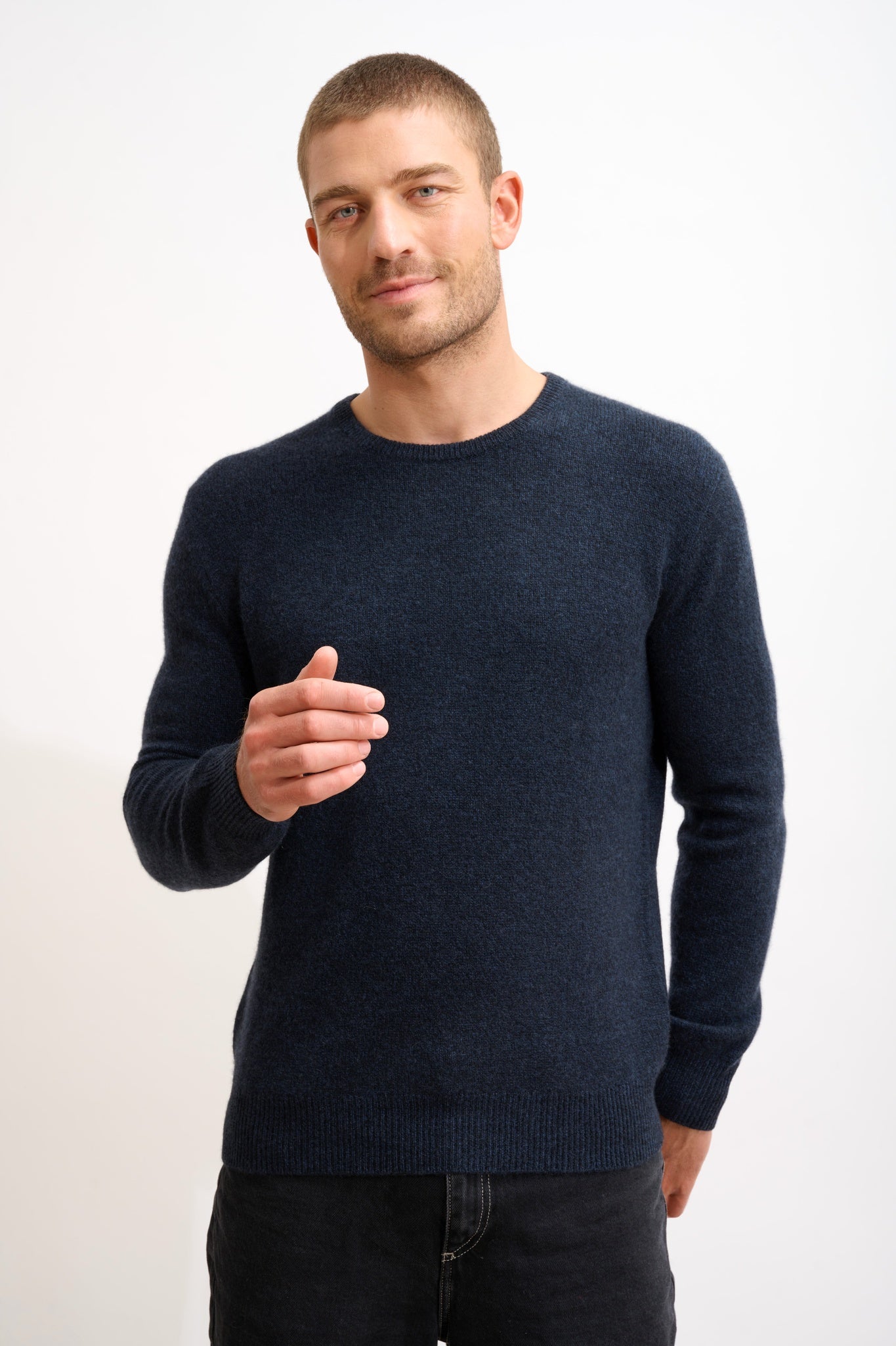 GABIN round neck sweater, 4-ply caviar knit