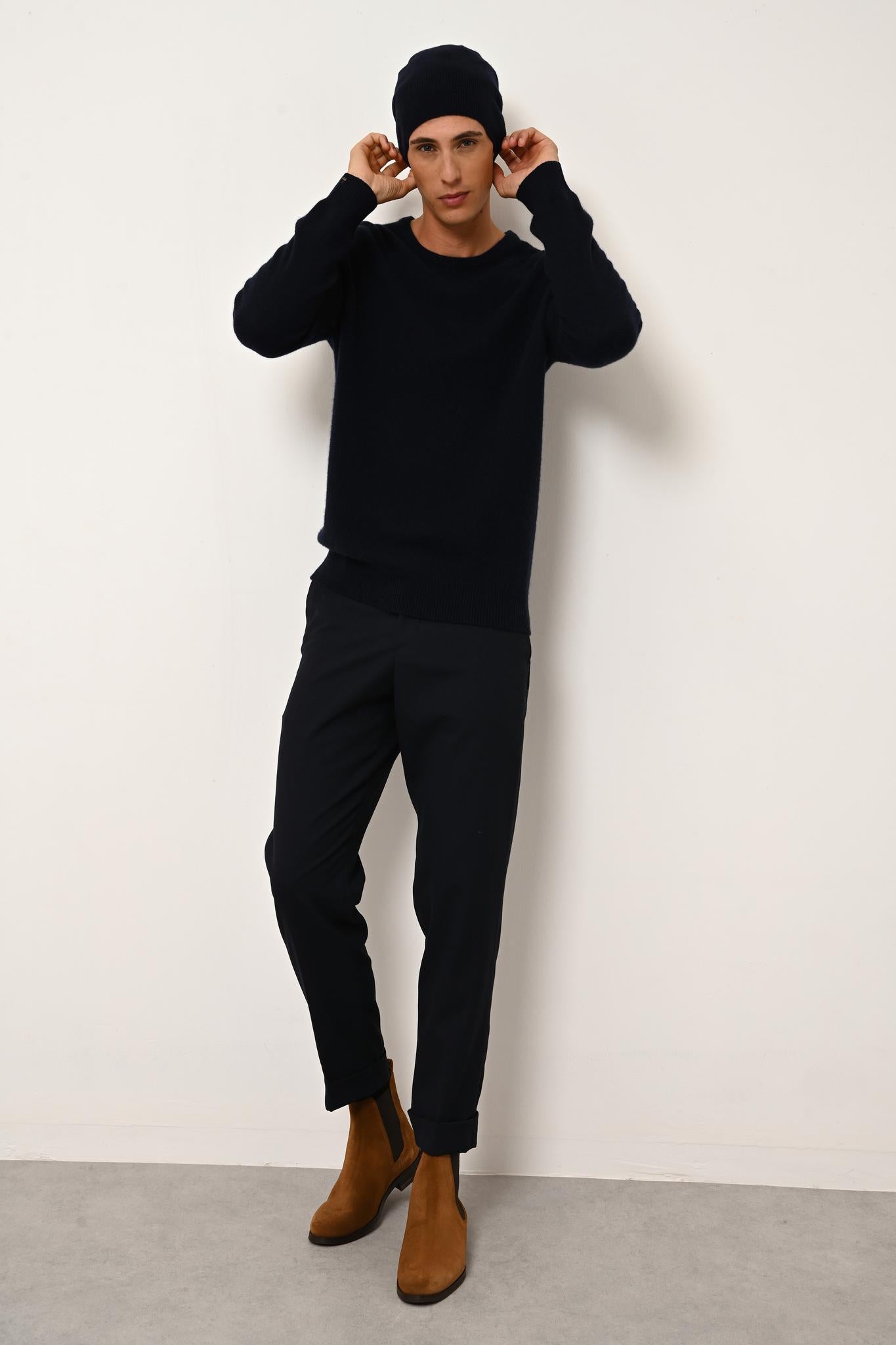 GABIN navy round-neck sweater