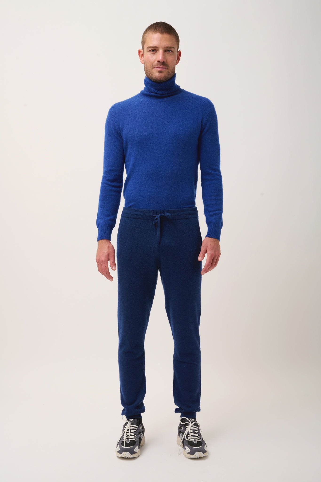 GARETH jogging minuit