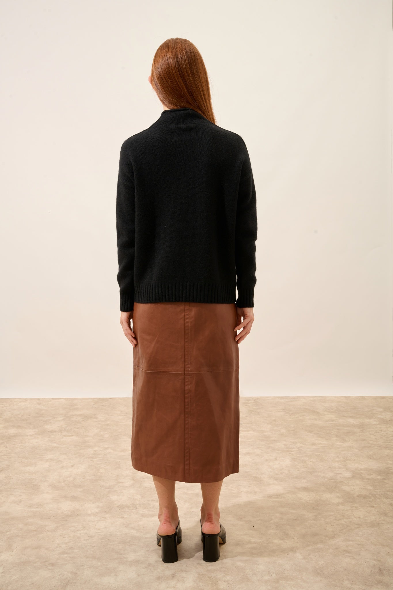 GLACIELA black 4-ply high-neck sweater