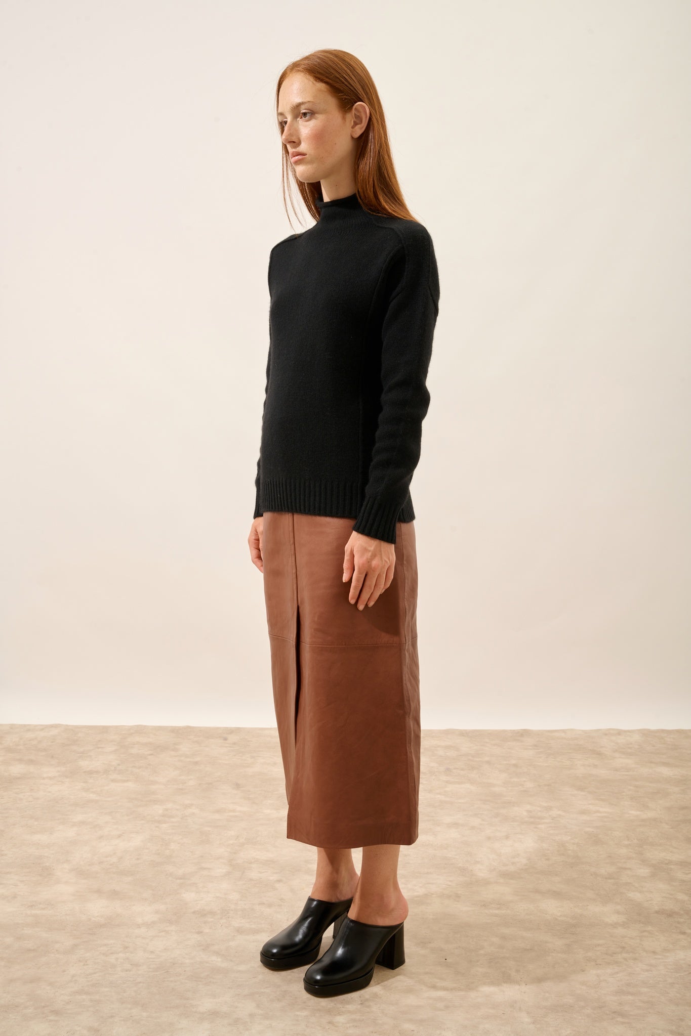 GLACIELA black 4-ply high-neck sweater