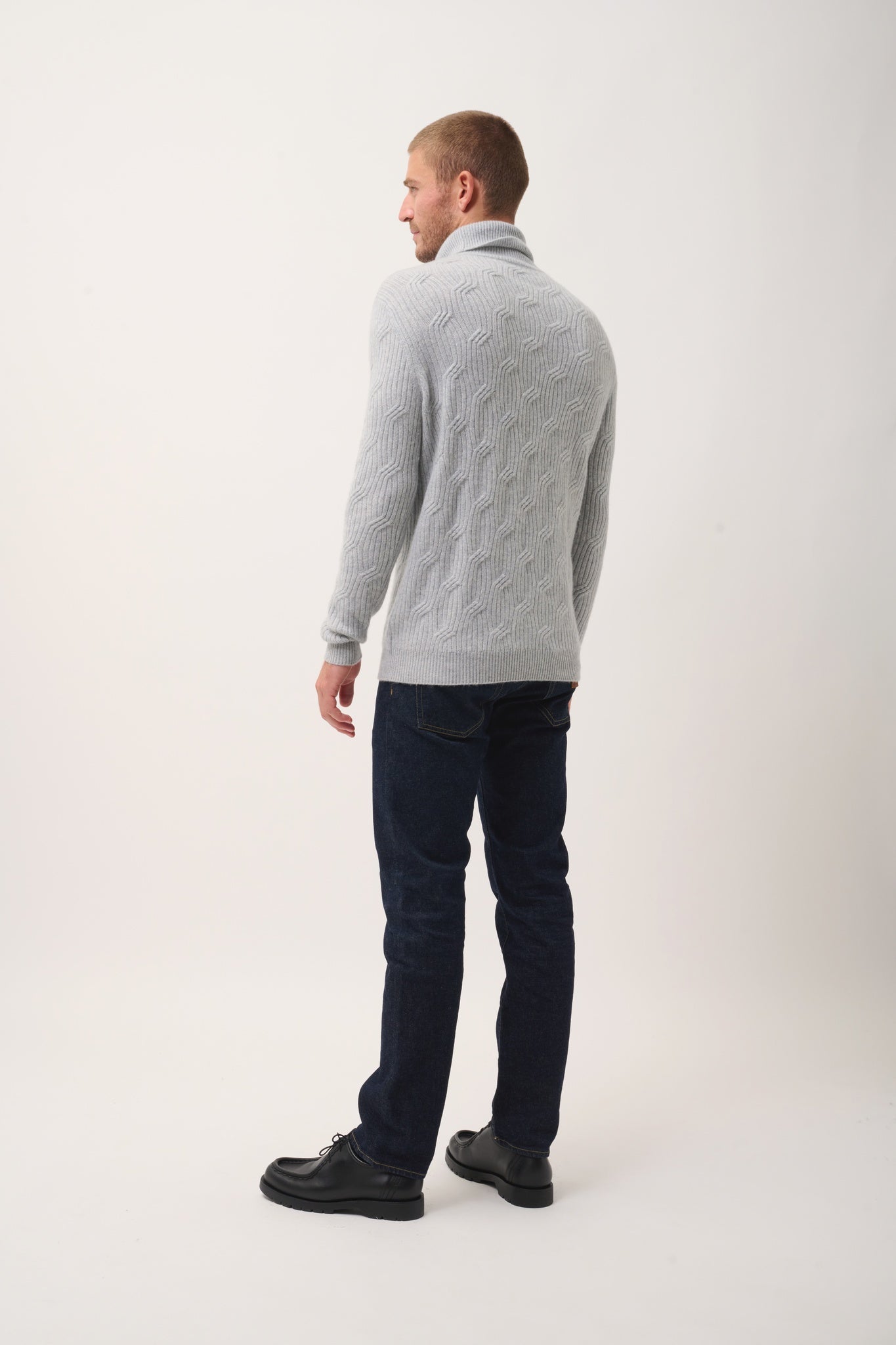 GOBA pull col roulé nuage chiné