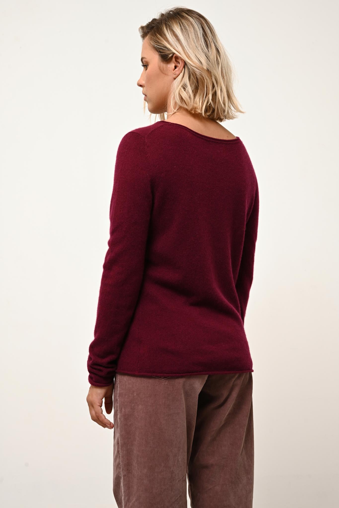 GRACE burgundy boat-neck sweater