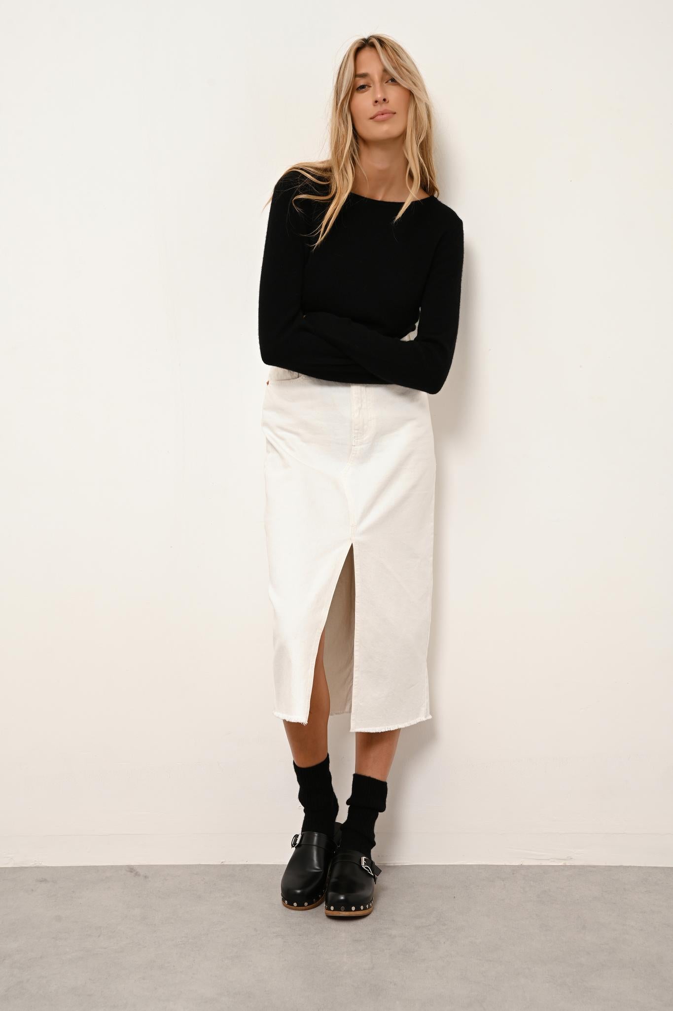 GRACE black boat-neck sweater