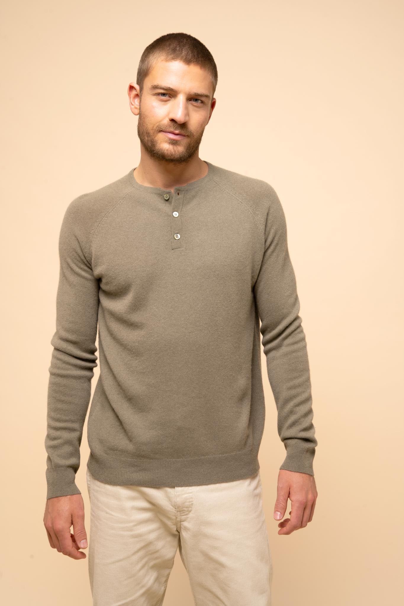 GUZMAN army turtleneck sweater