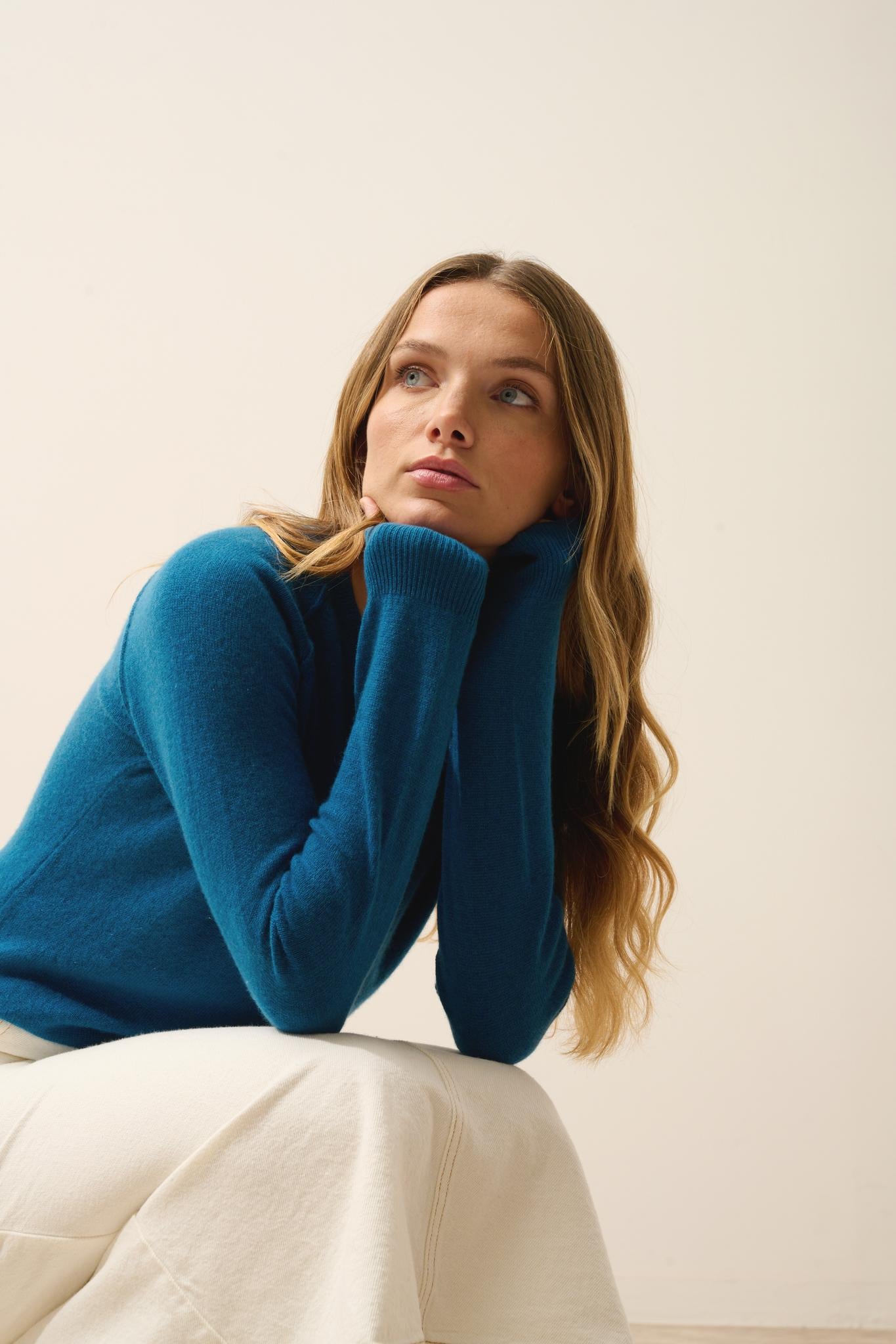 HELEN round-neck peacock sweater