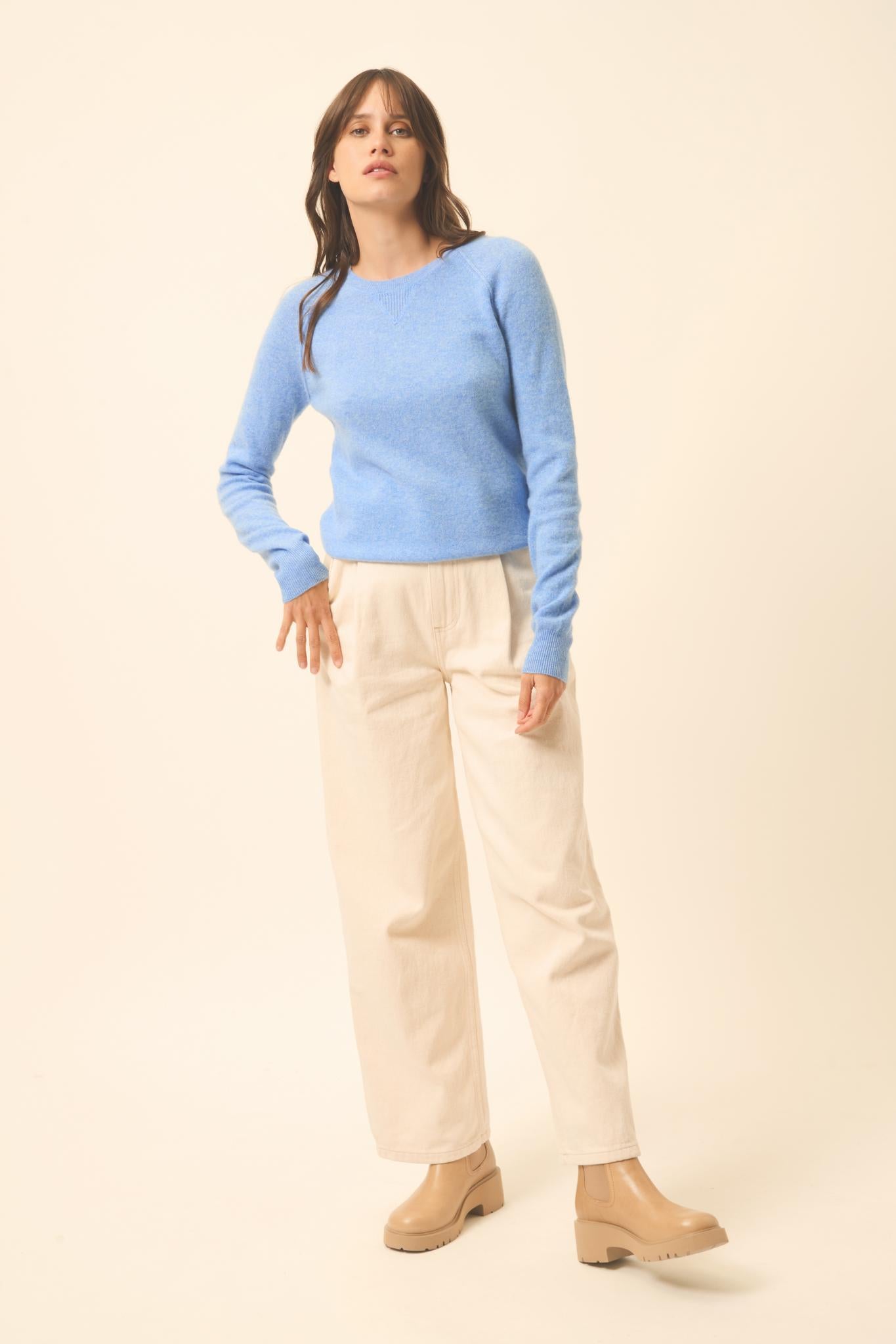 HELEN round-neck sweater sky