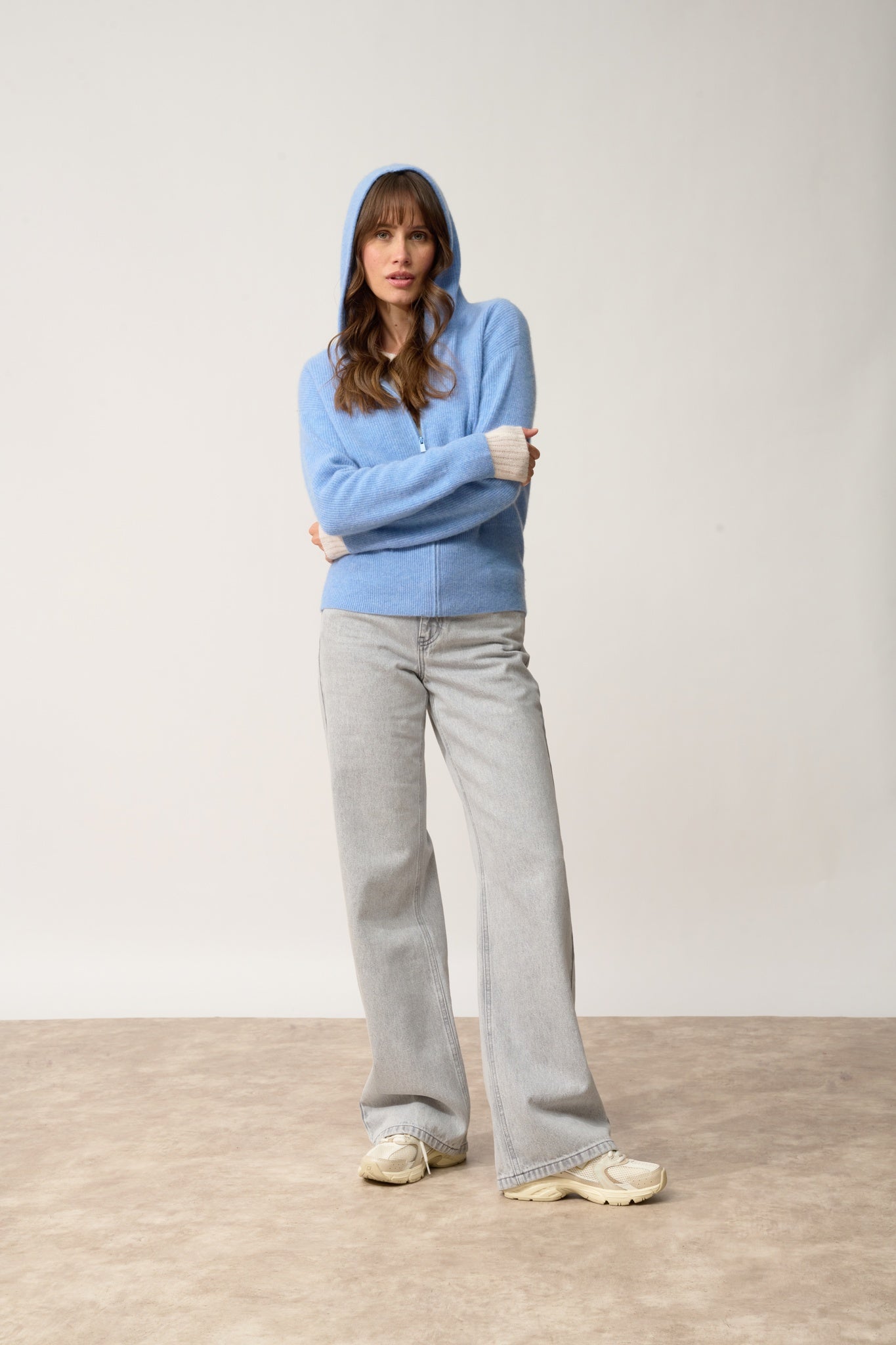 HELGA gilet col zippé capuche sky