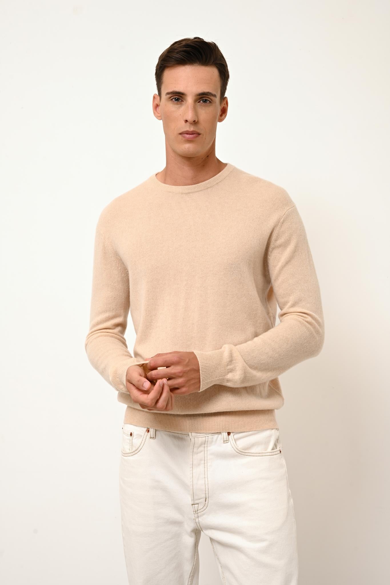 HOWARD round-neck sweater sand