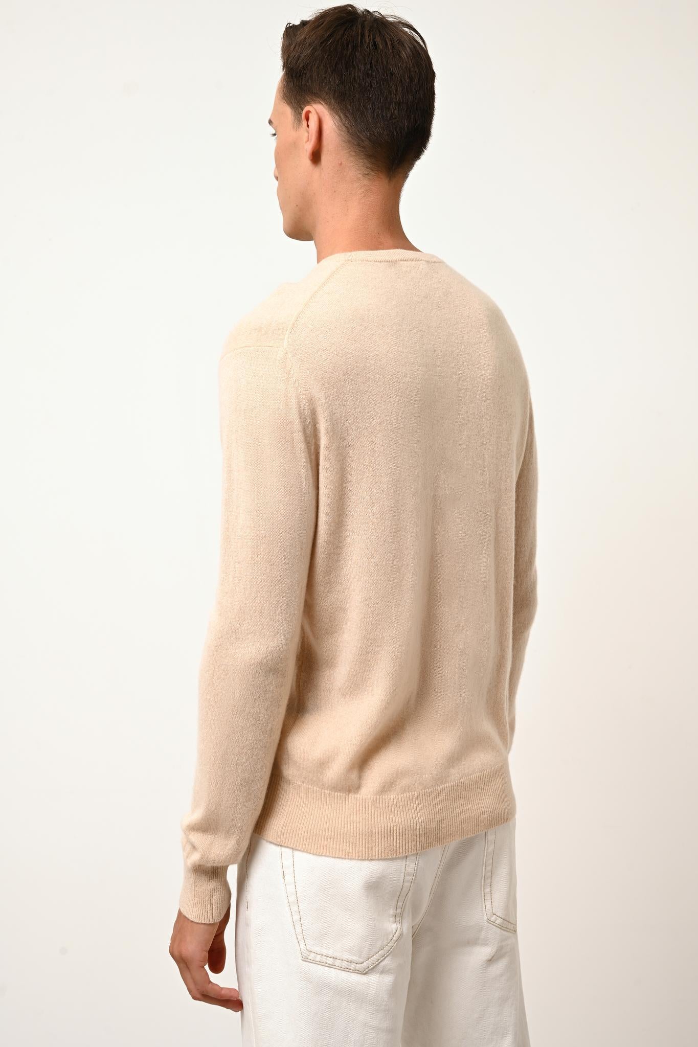 HOWARD round-neck sweater sand