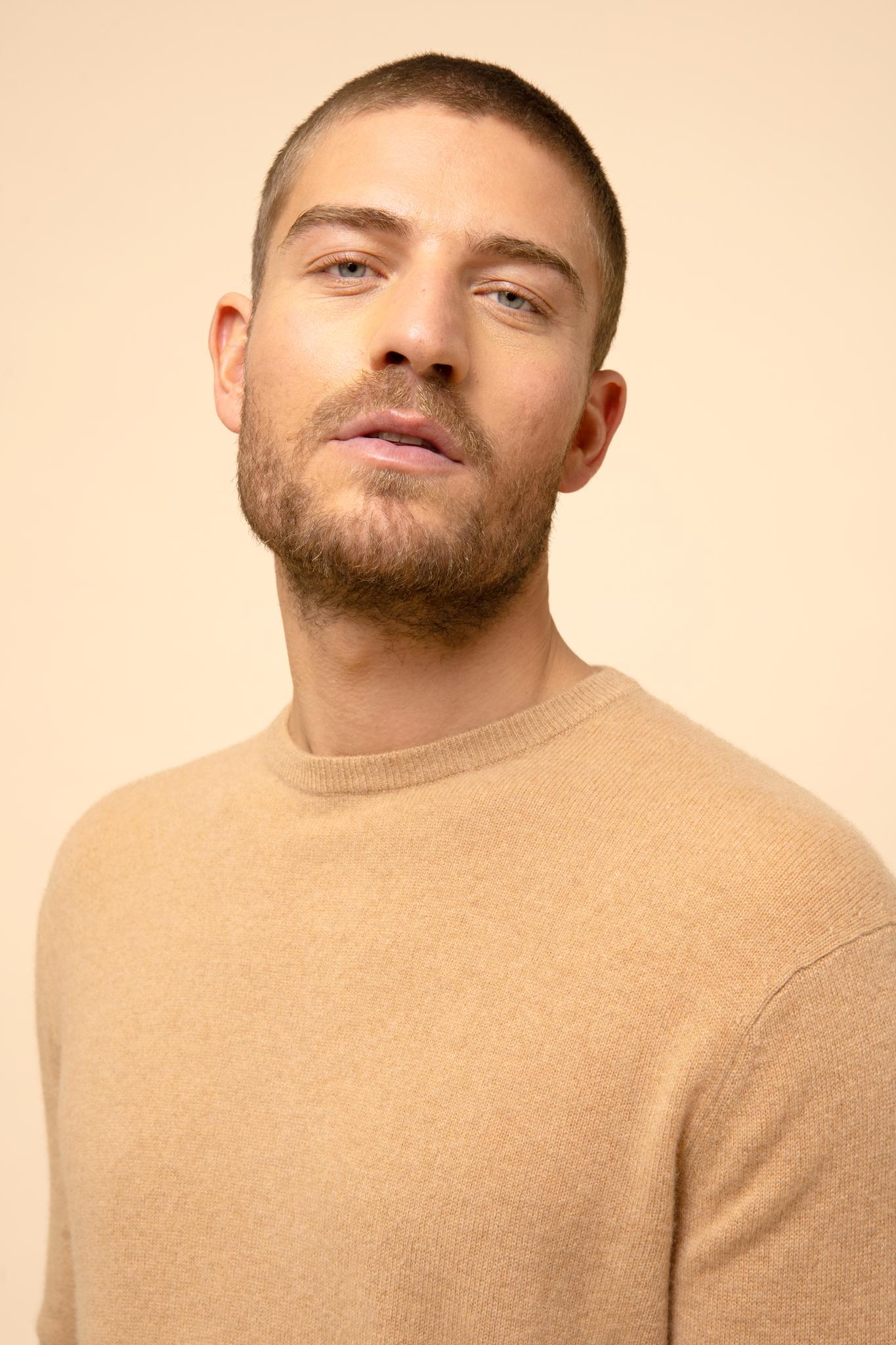 HOWARD round-neck sweater sahara