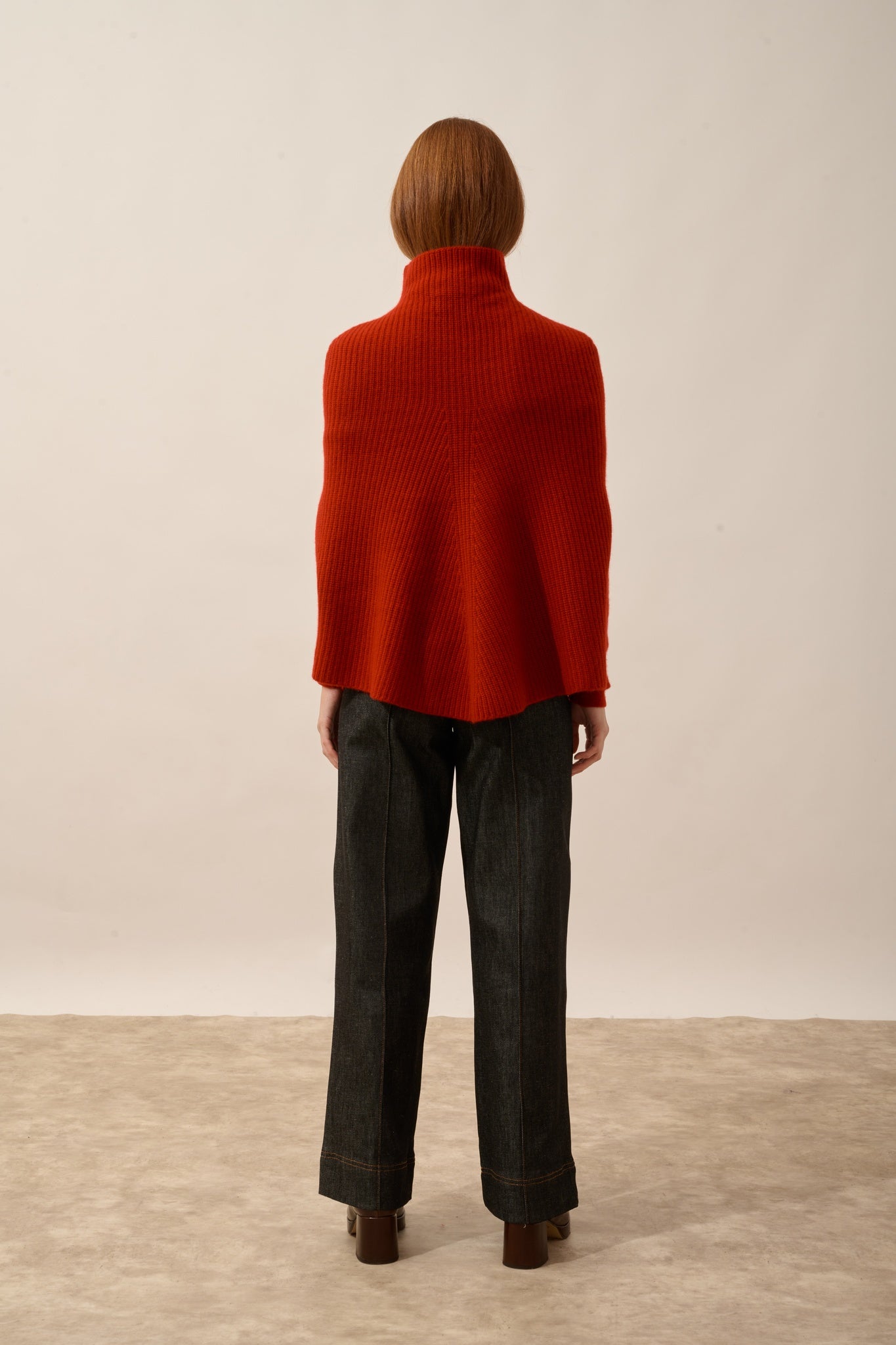 HUARAZ cape col montant 6 fils rubis