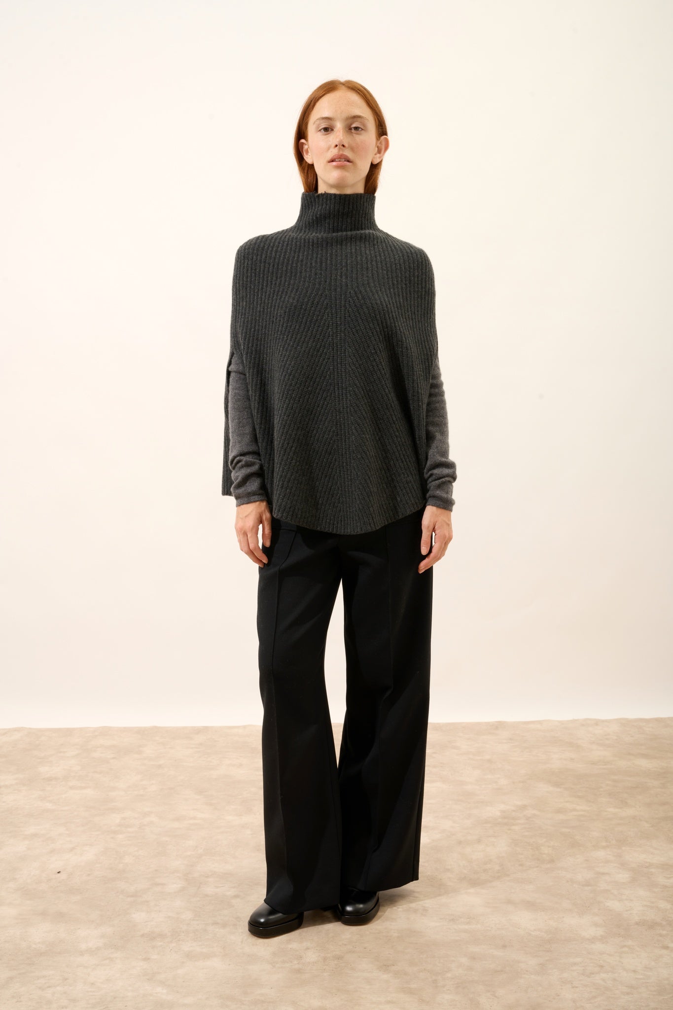 HUARAZ cape stand-up collar carbon mottled