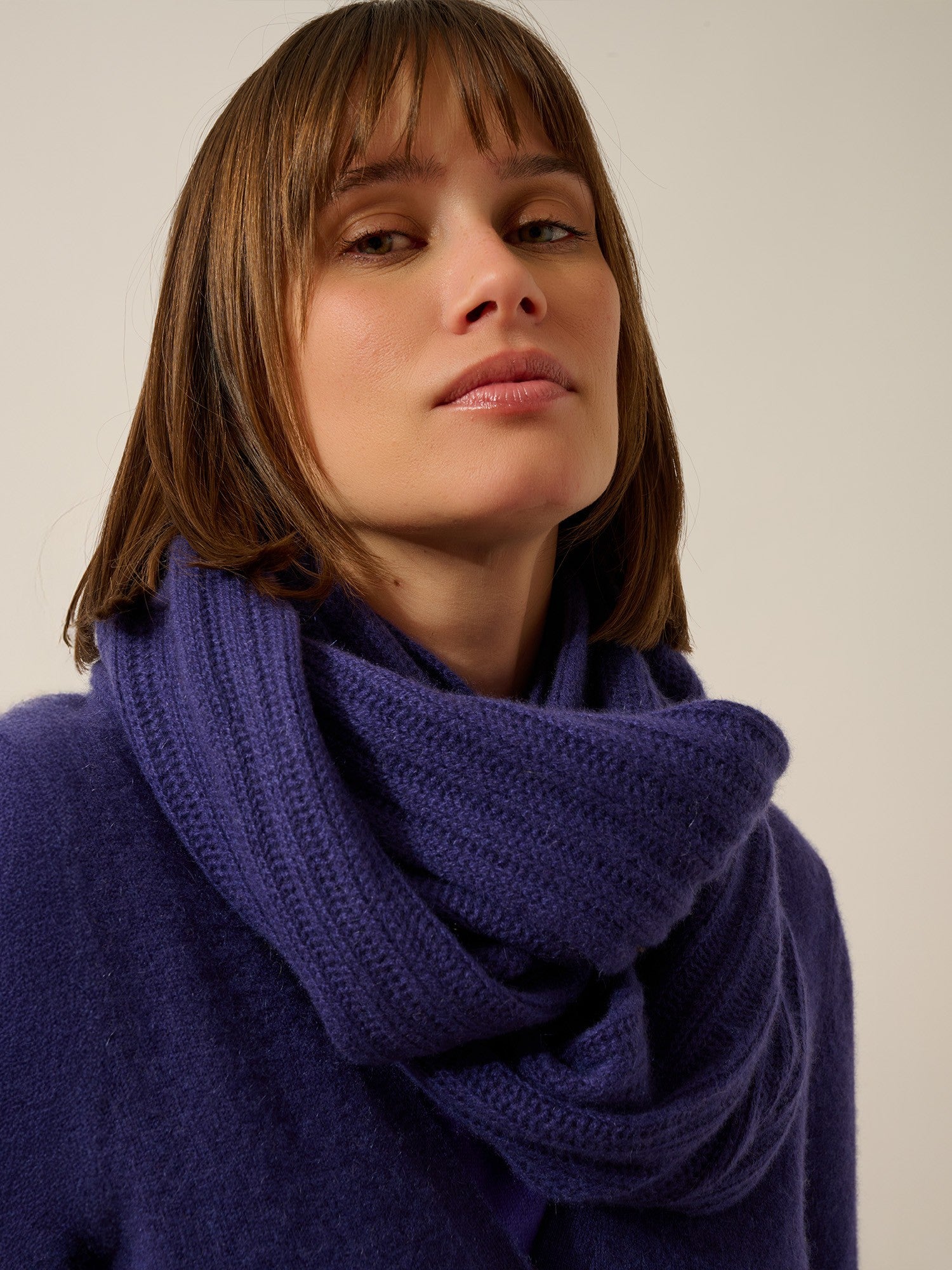 hutton tour de cou 4 fils purple