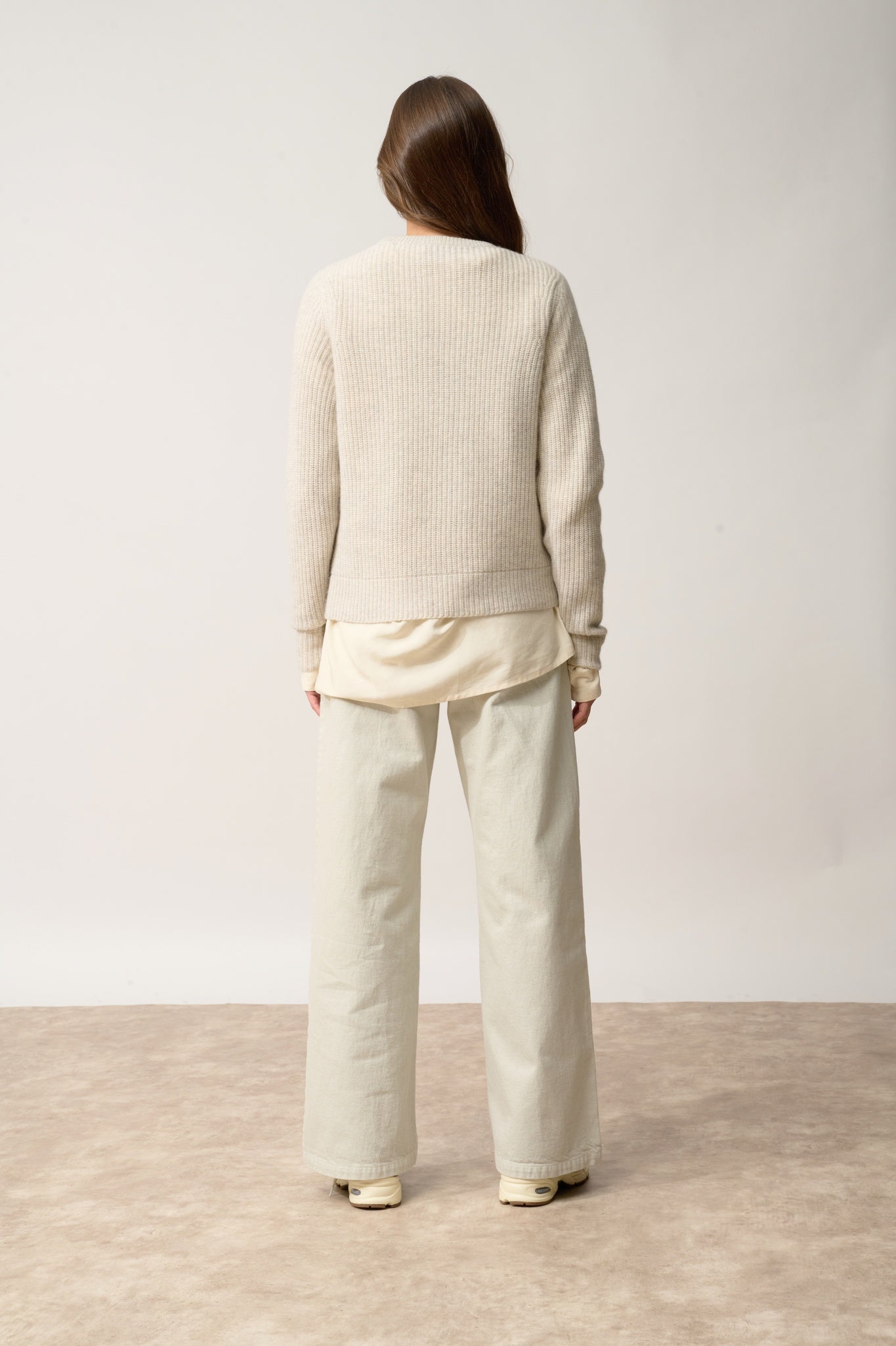 INAYA round-neck sweater pearl grey mottled