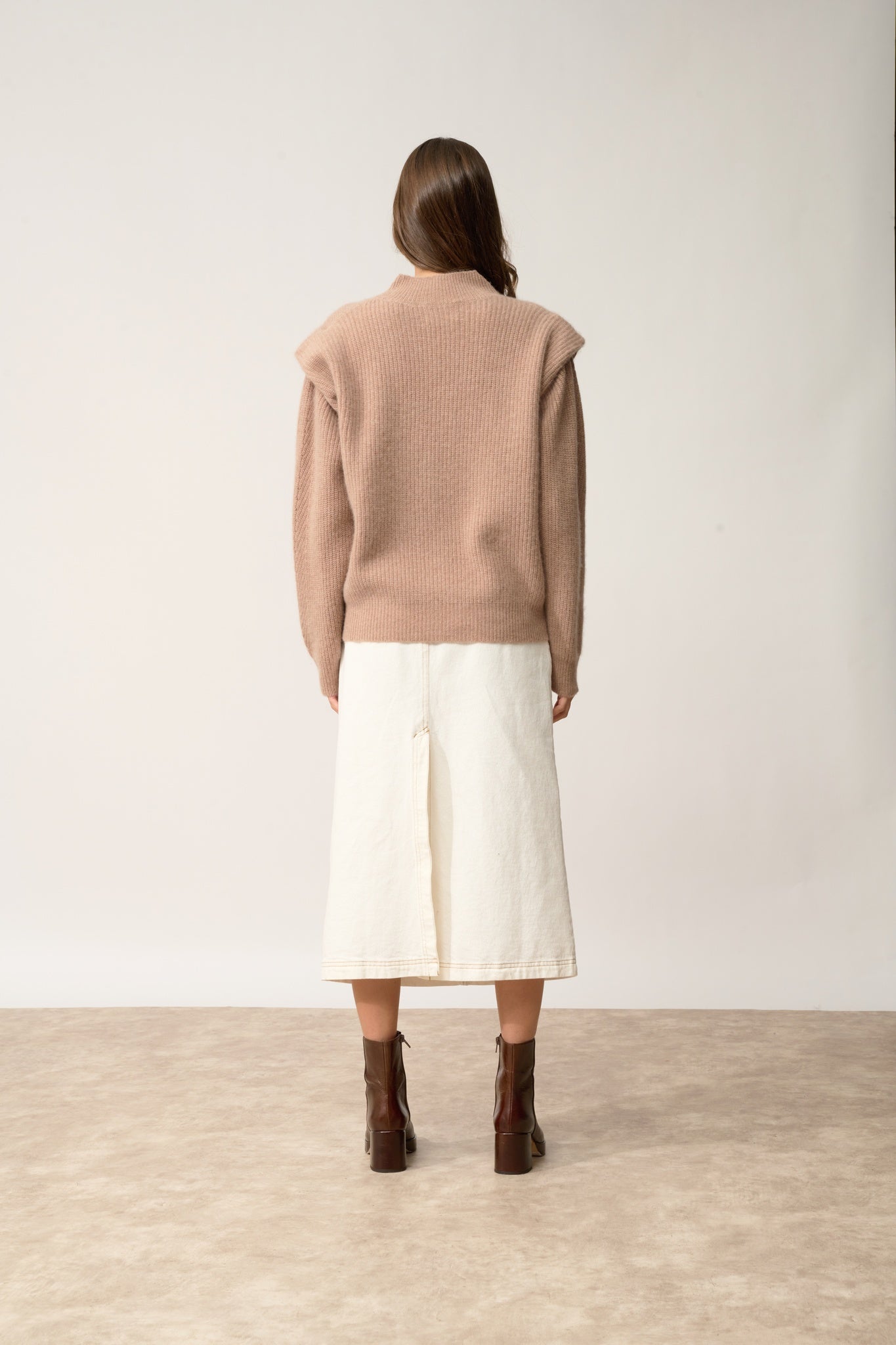 IQUITOS pull col montant camel chiné