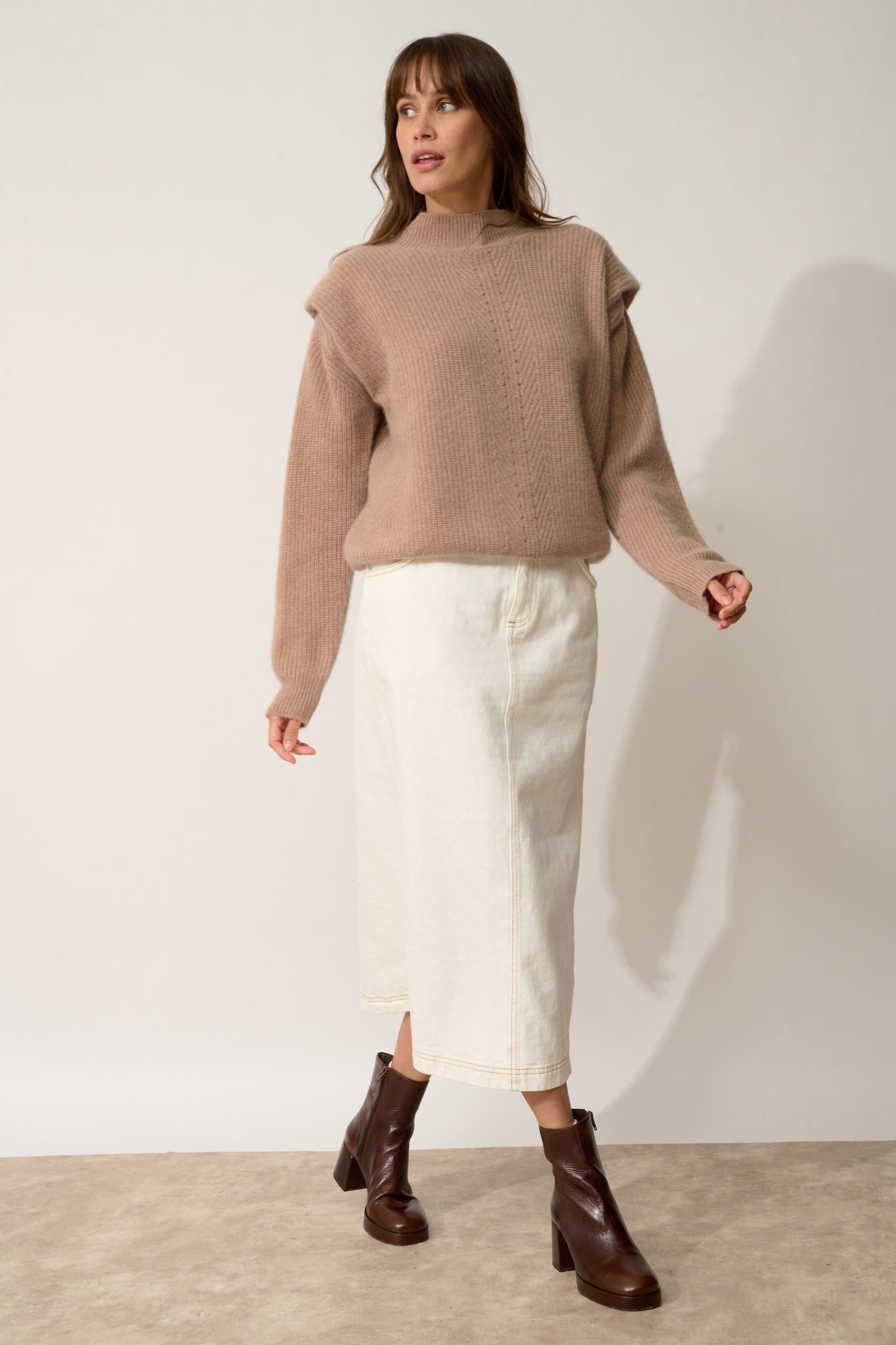 IQUITOS pull col montant camel chiné