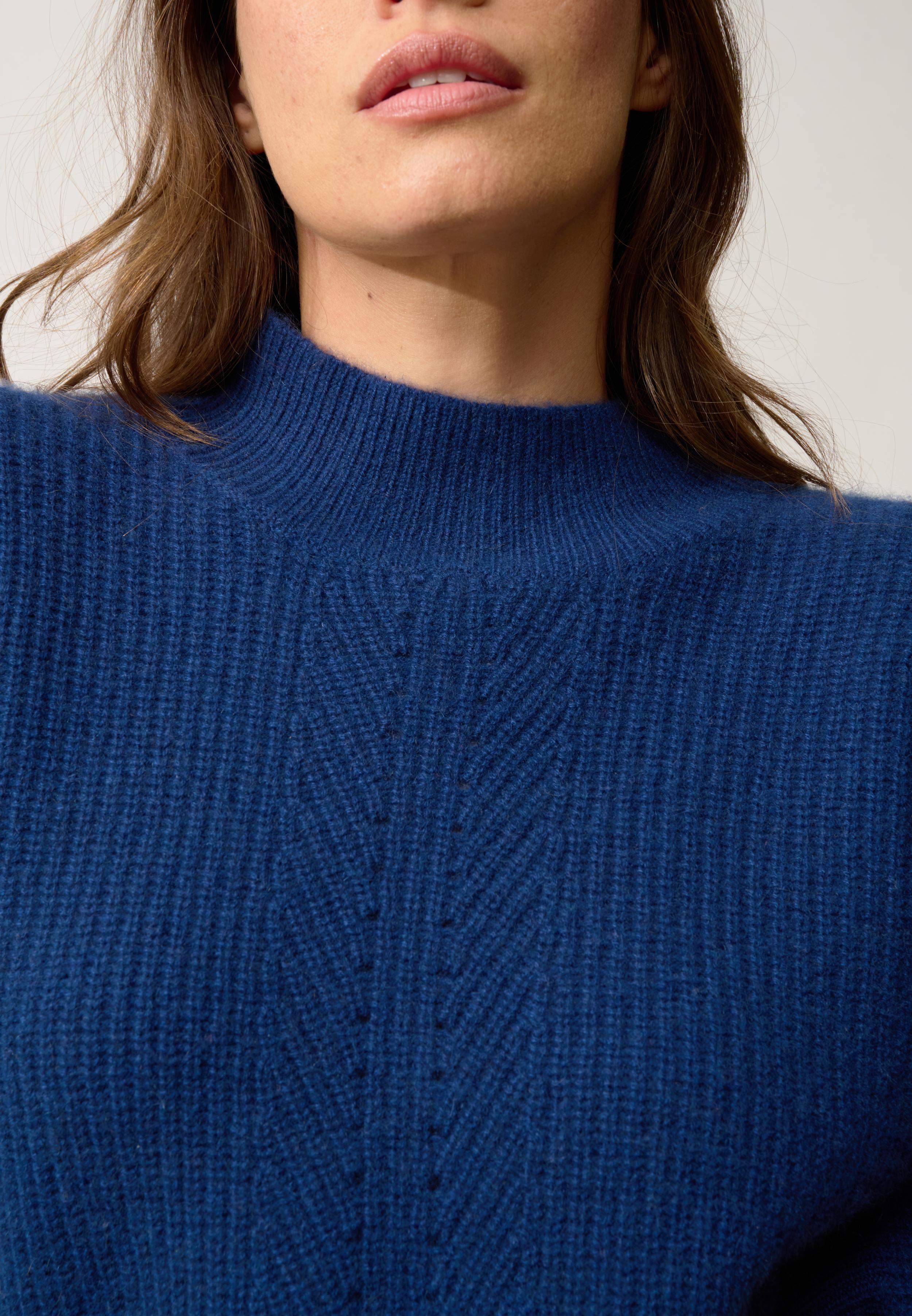 IQUITOS high-neck sweater midnight