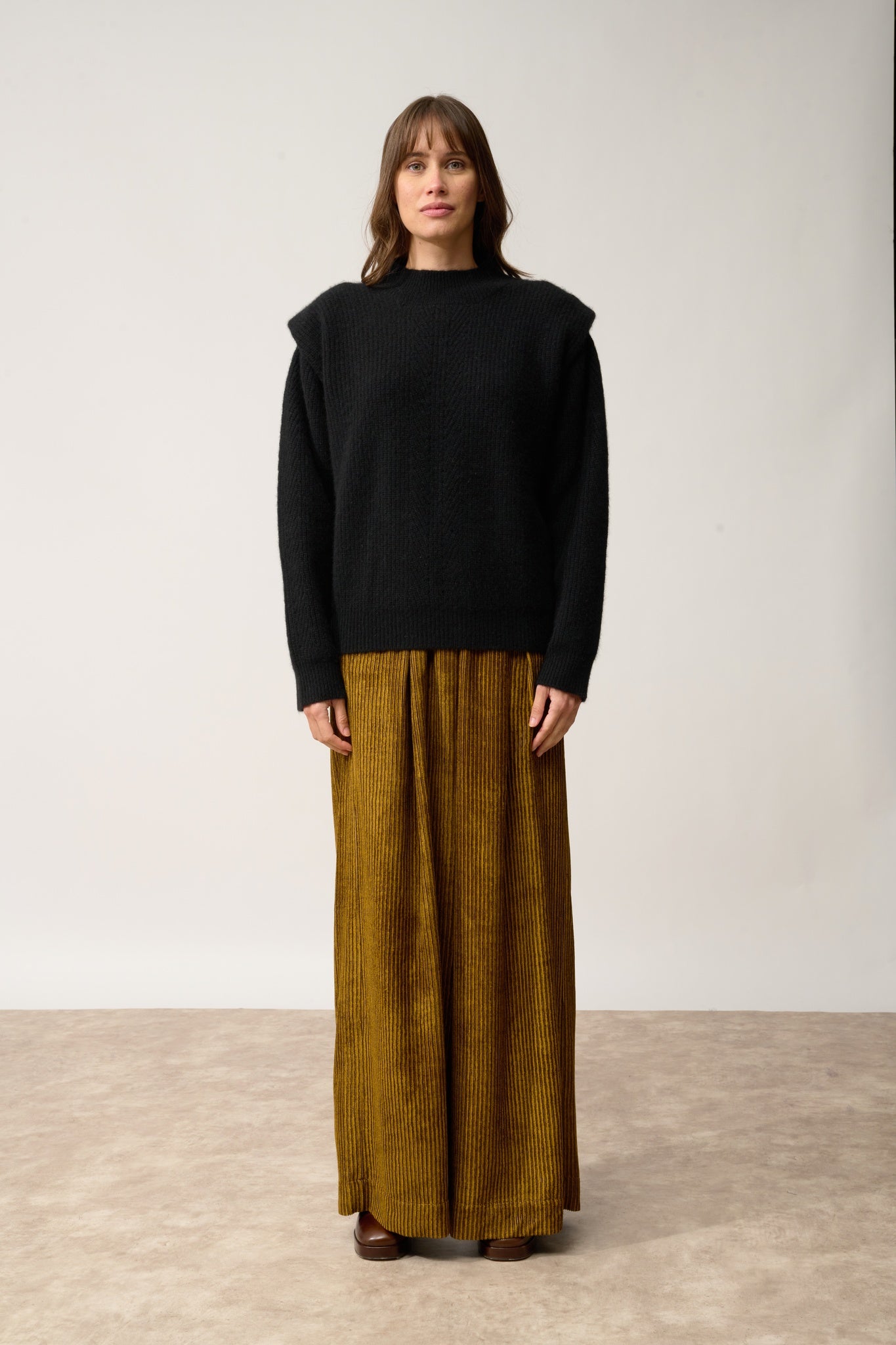 IQUITOS pull col montant noir