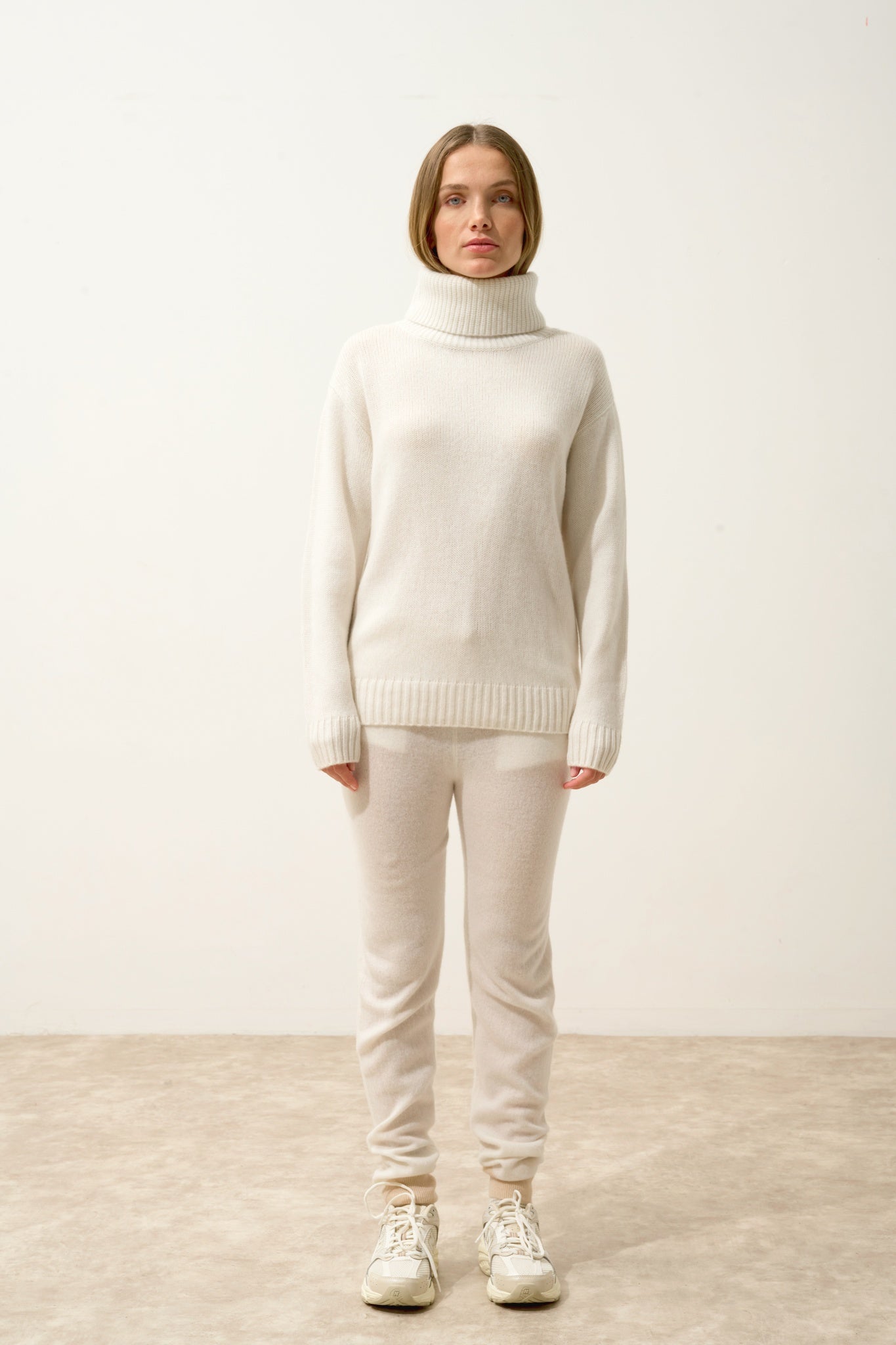 ISERIA pull col roulé 4 fils ivoire