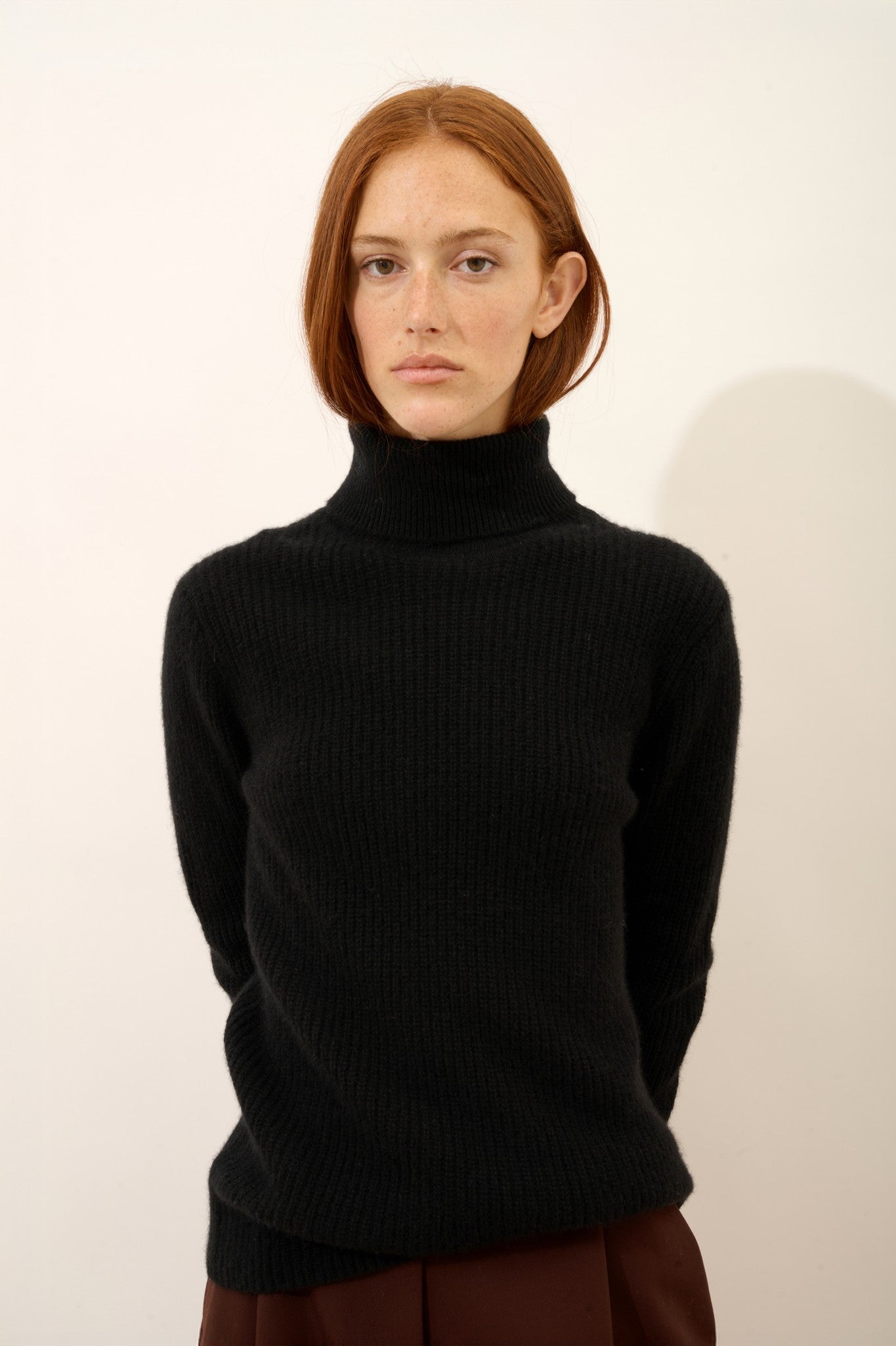 isolde pull col roulé 4 fils noir 100% cachemire