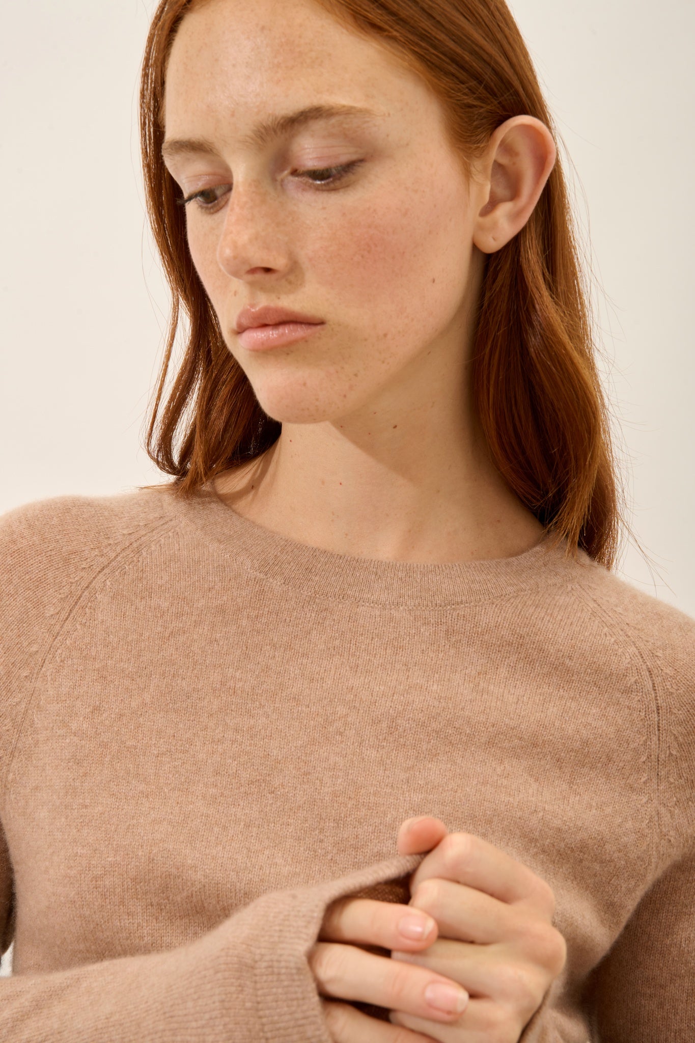 JANE round-neck sweater camel mottled