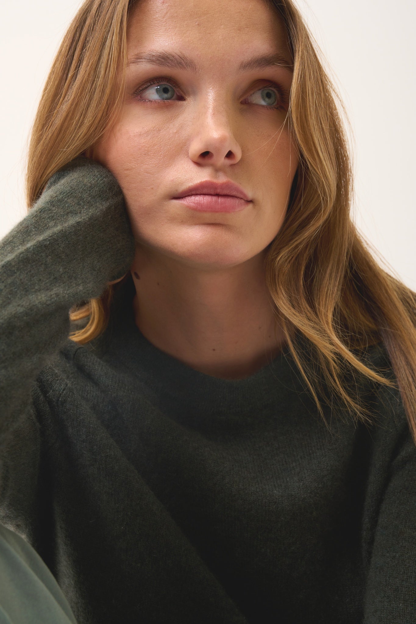 JANE pull col rond kaki chiné